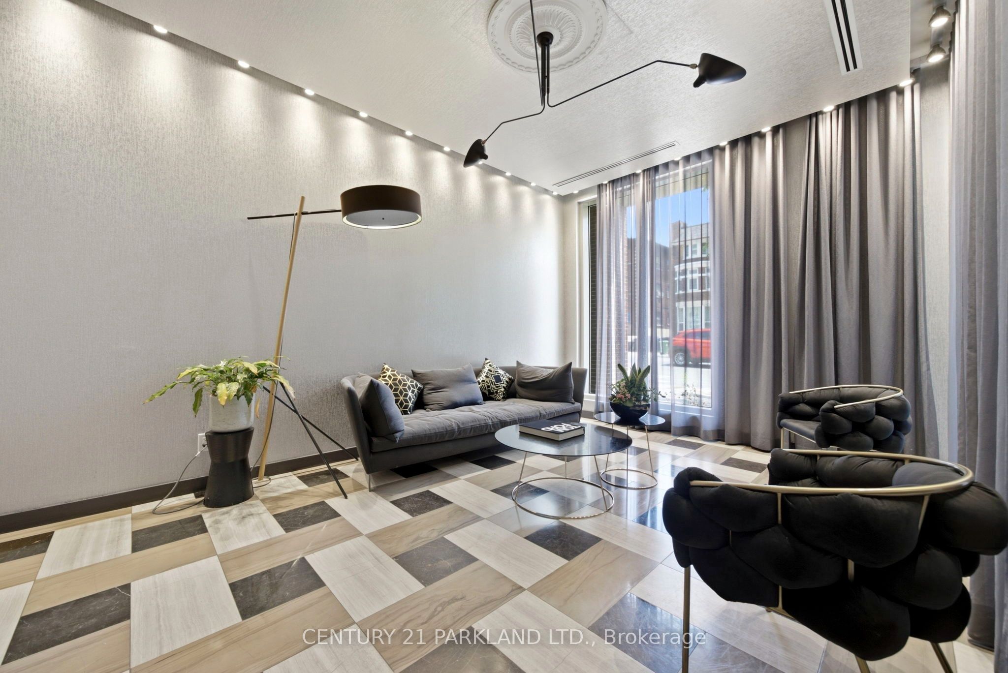 1638 Bloor Street W 602, Toronto, ON M6P 1A7 photo 4