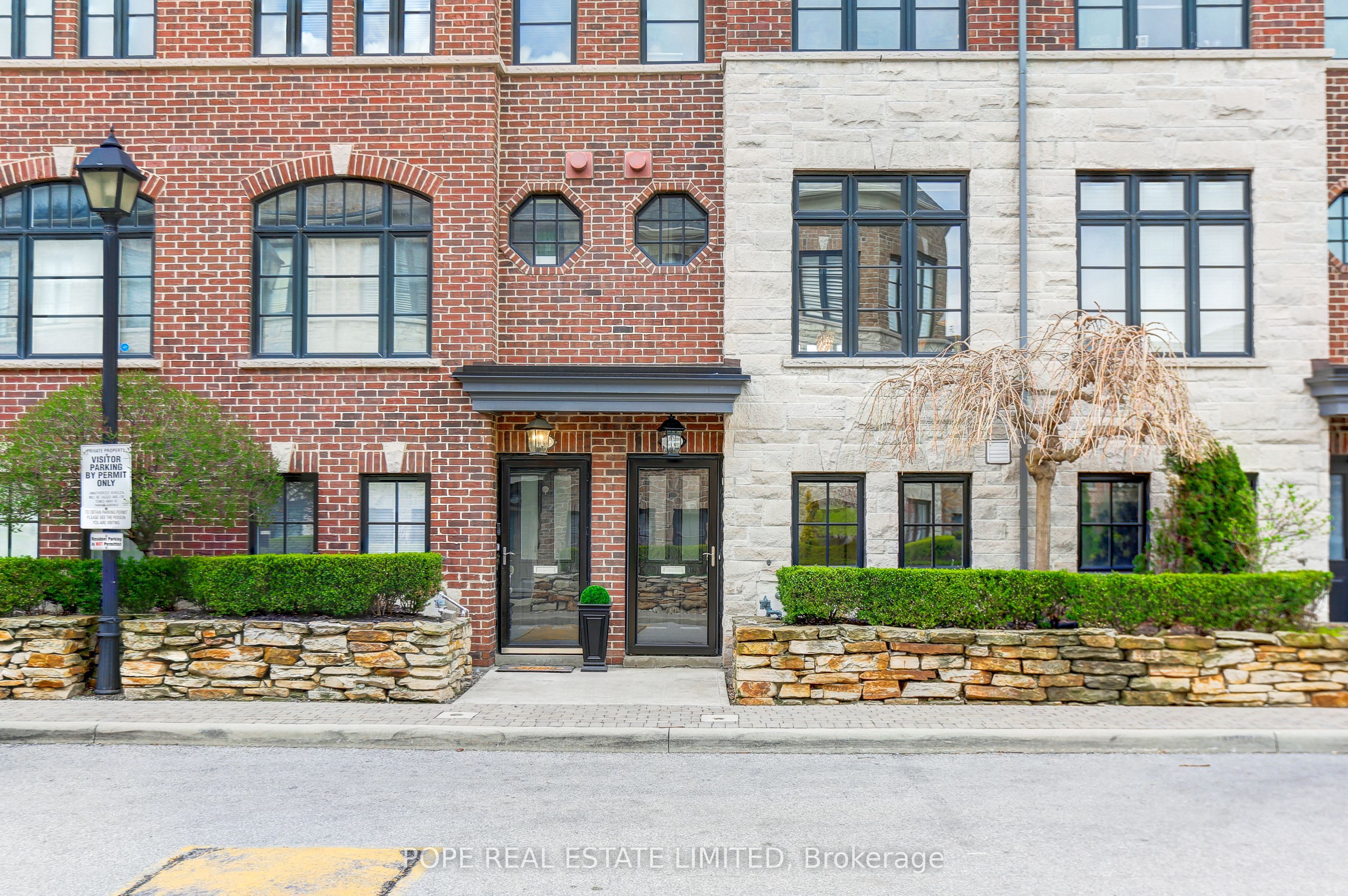 21 Ruby Lang Lane, Toronto, ON M8Z 0B8 photo 2