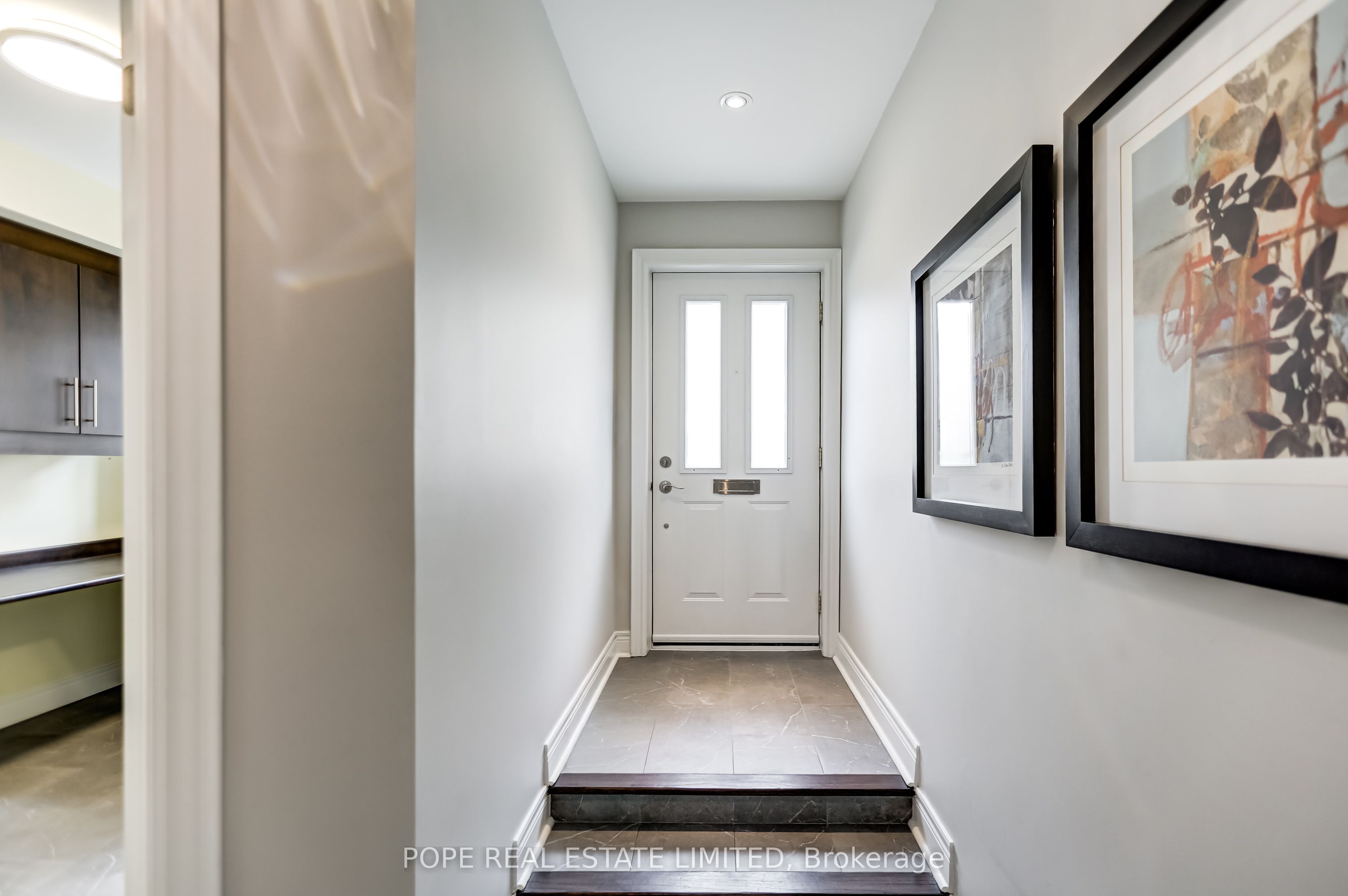 21 Ruby Lang Lane, Toronto, ON M8Z 0B8 photo 5