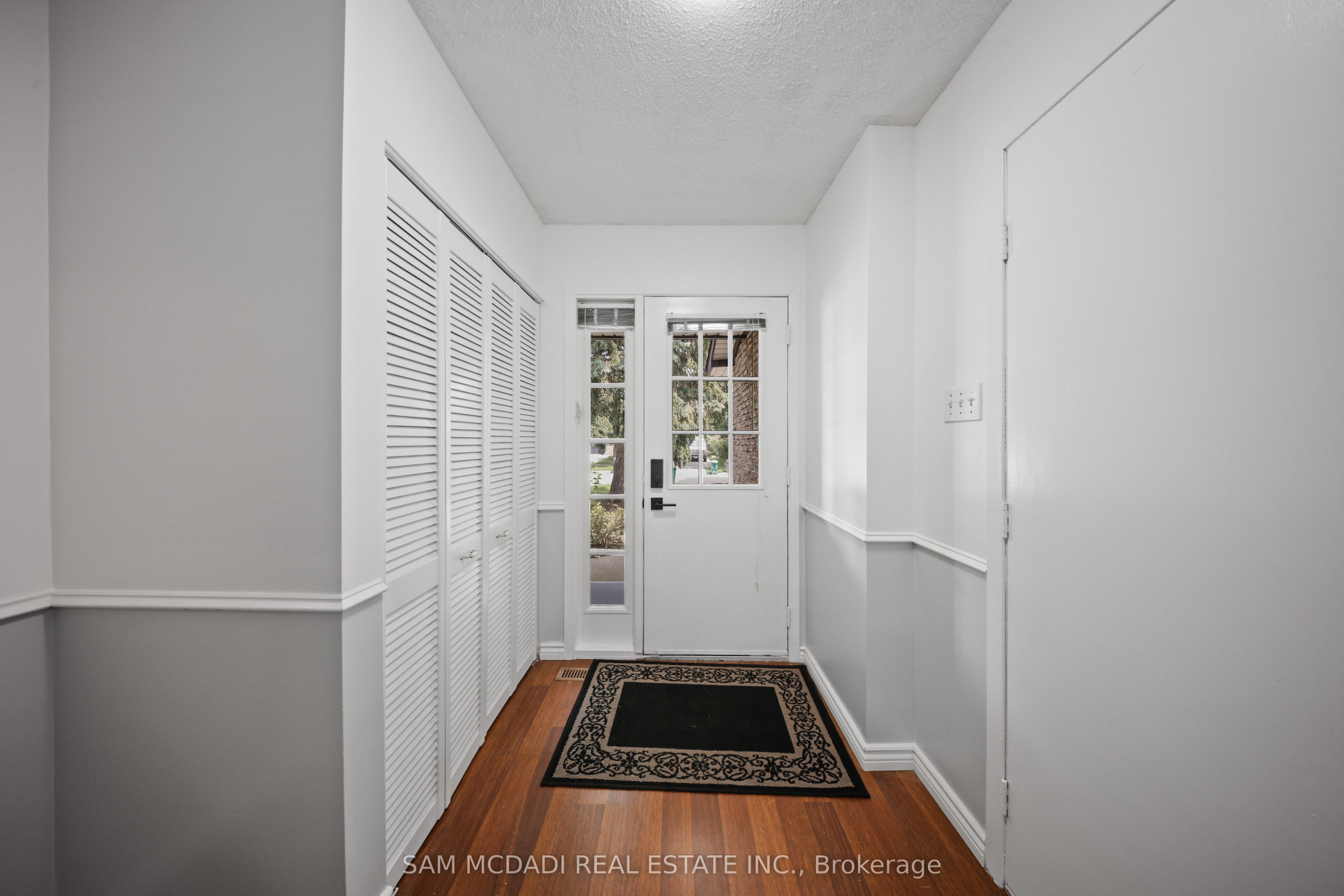 2640 Canberra Road, Mississauga, ON L5N 1V3 photo 5