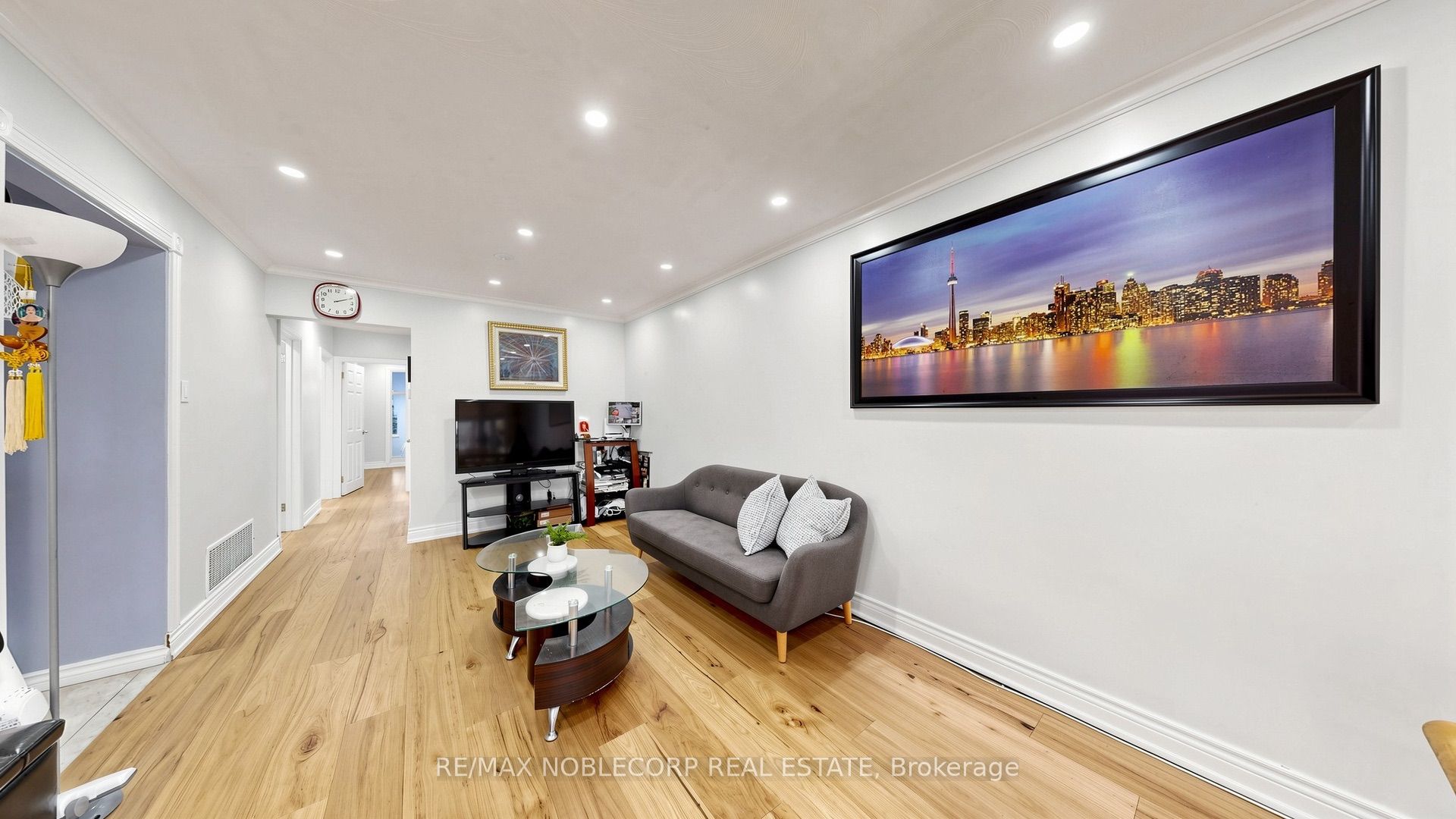 95 Snowood Court, Toronto, ON M3N 1E7 photo 3
