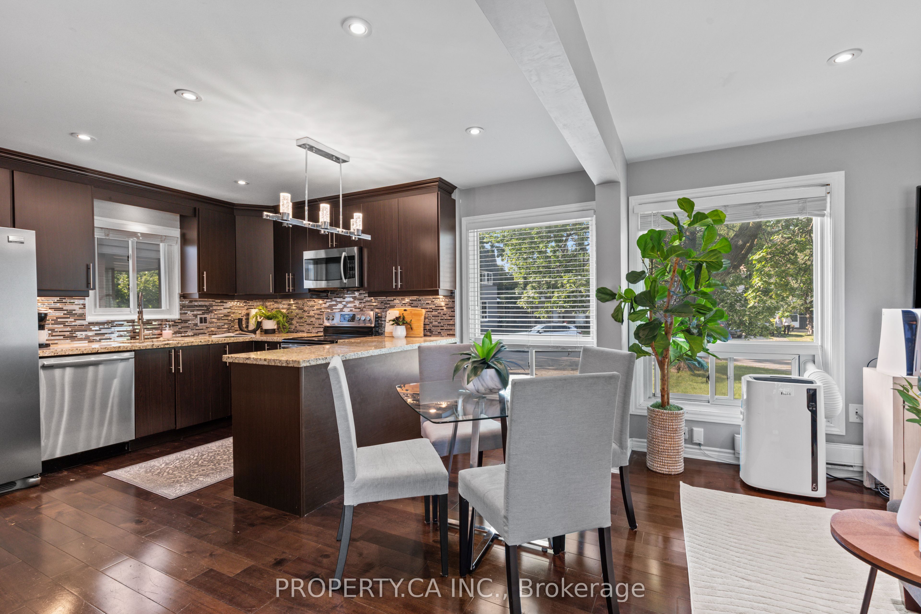 37 Gladstone Square, Brampton, ON L6S 2H5 photo 4
