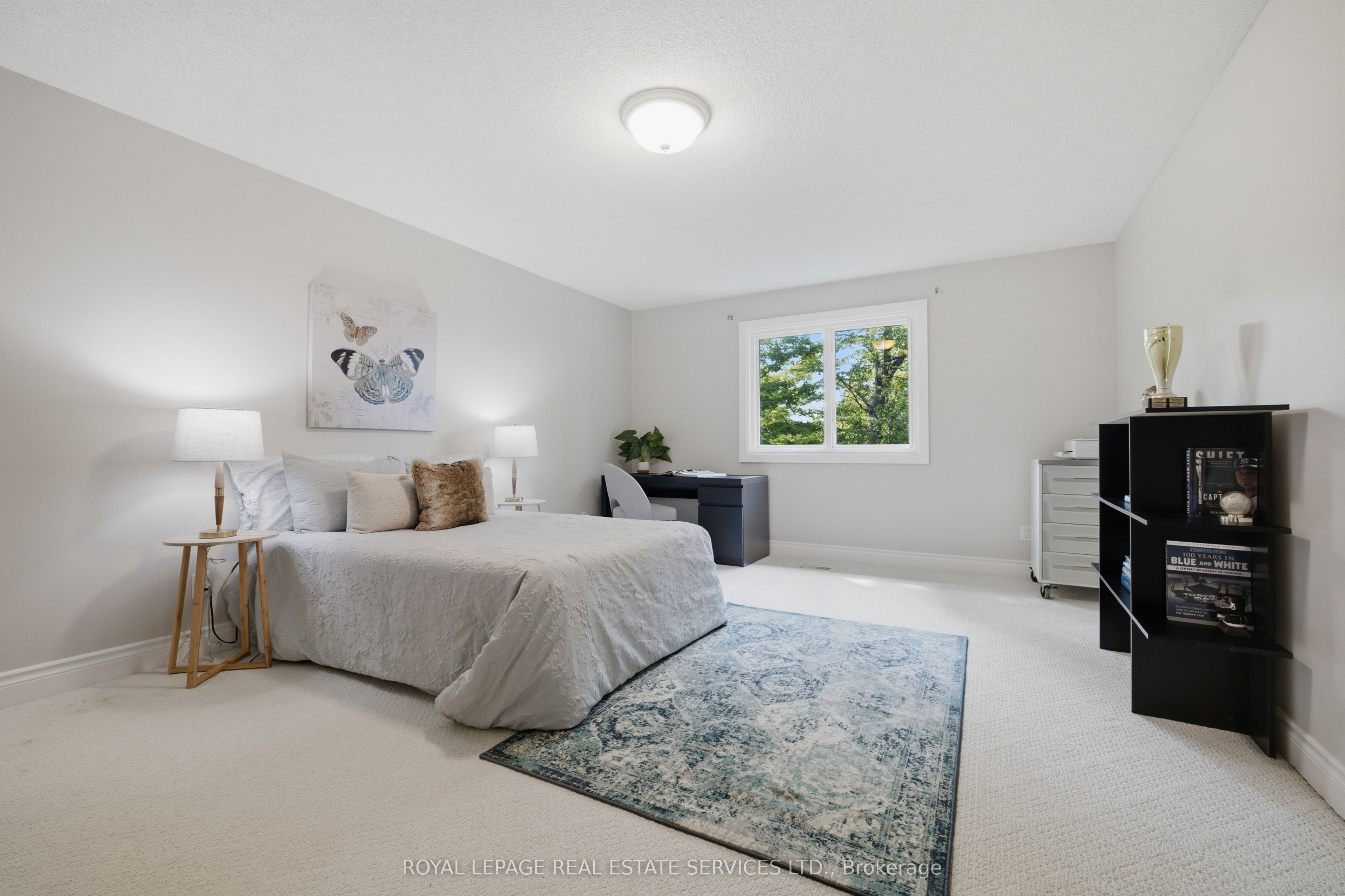 11 Regency Court, Oakville, ON L6H 2P6 photo 2