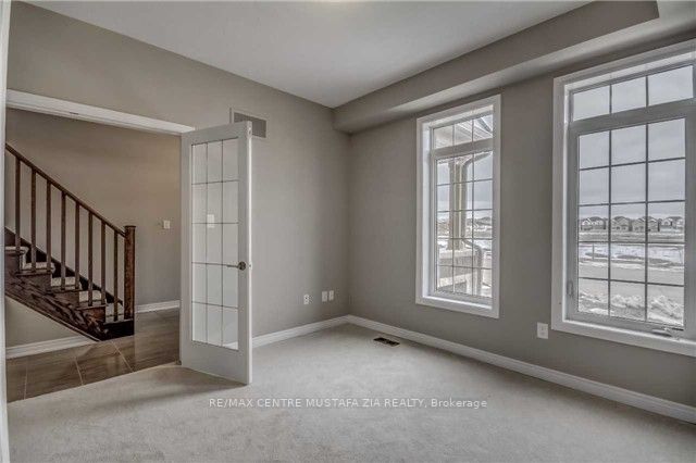 3106 Postridge Drive, Oakville, ON L6H 0R2 photo 3