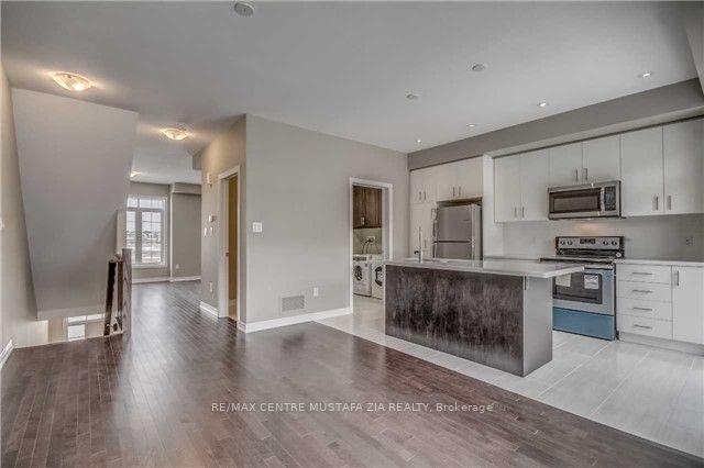 3106 Postridge Drive, Oakville, ON L6H 0R2 photo 5
