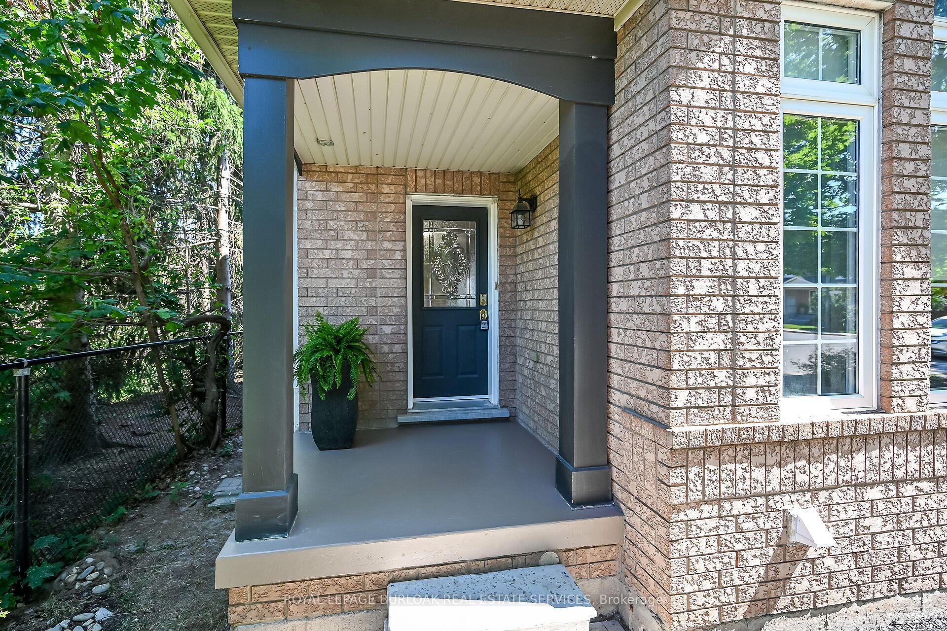 5660 Rosaline Road, Burlington, ON L7L 6T4 photo 3