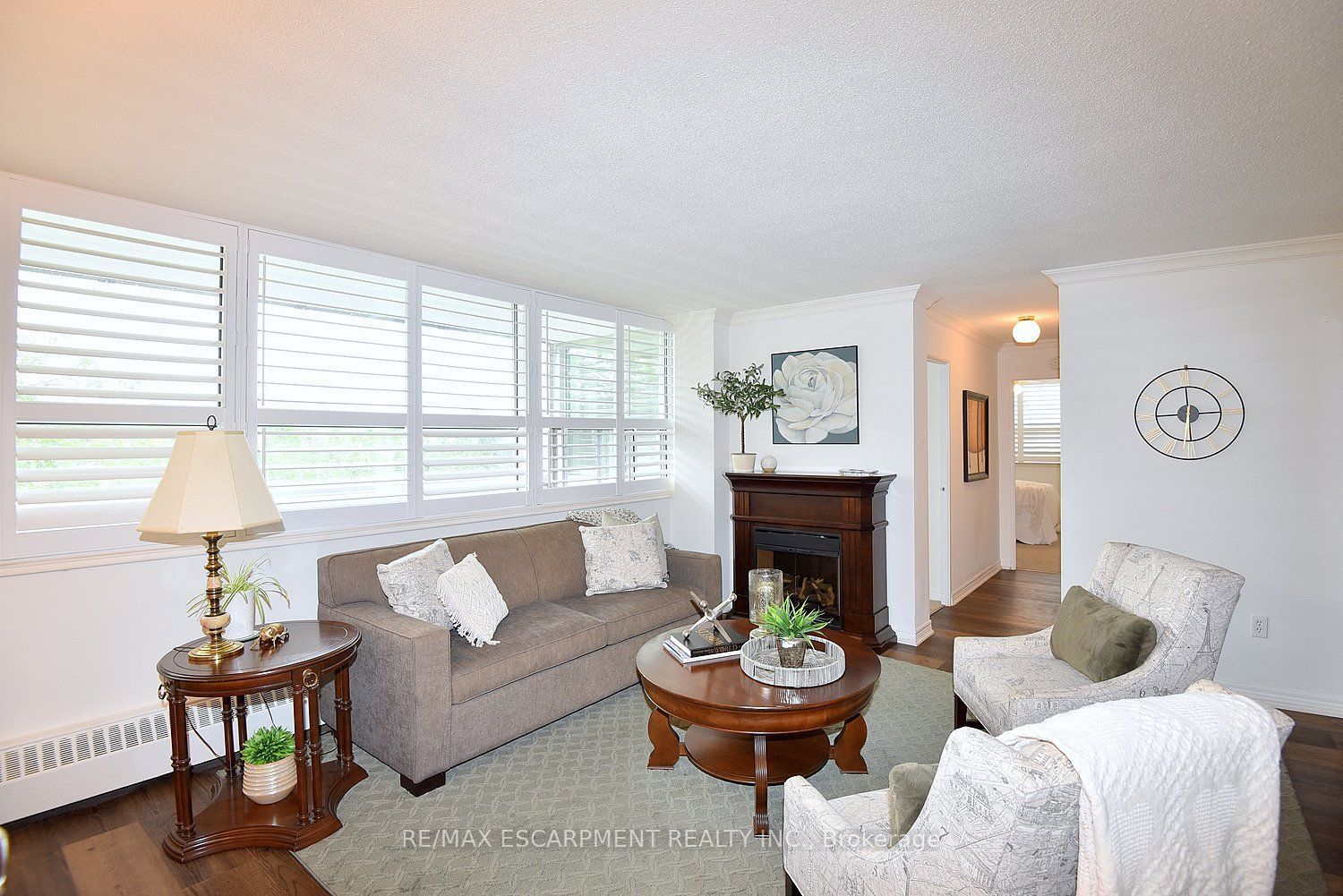 2263 Marine Drive 401, Oakville, ON L6L 5K1 photo 3