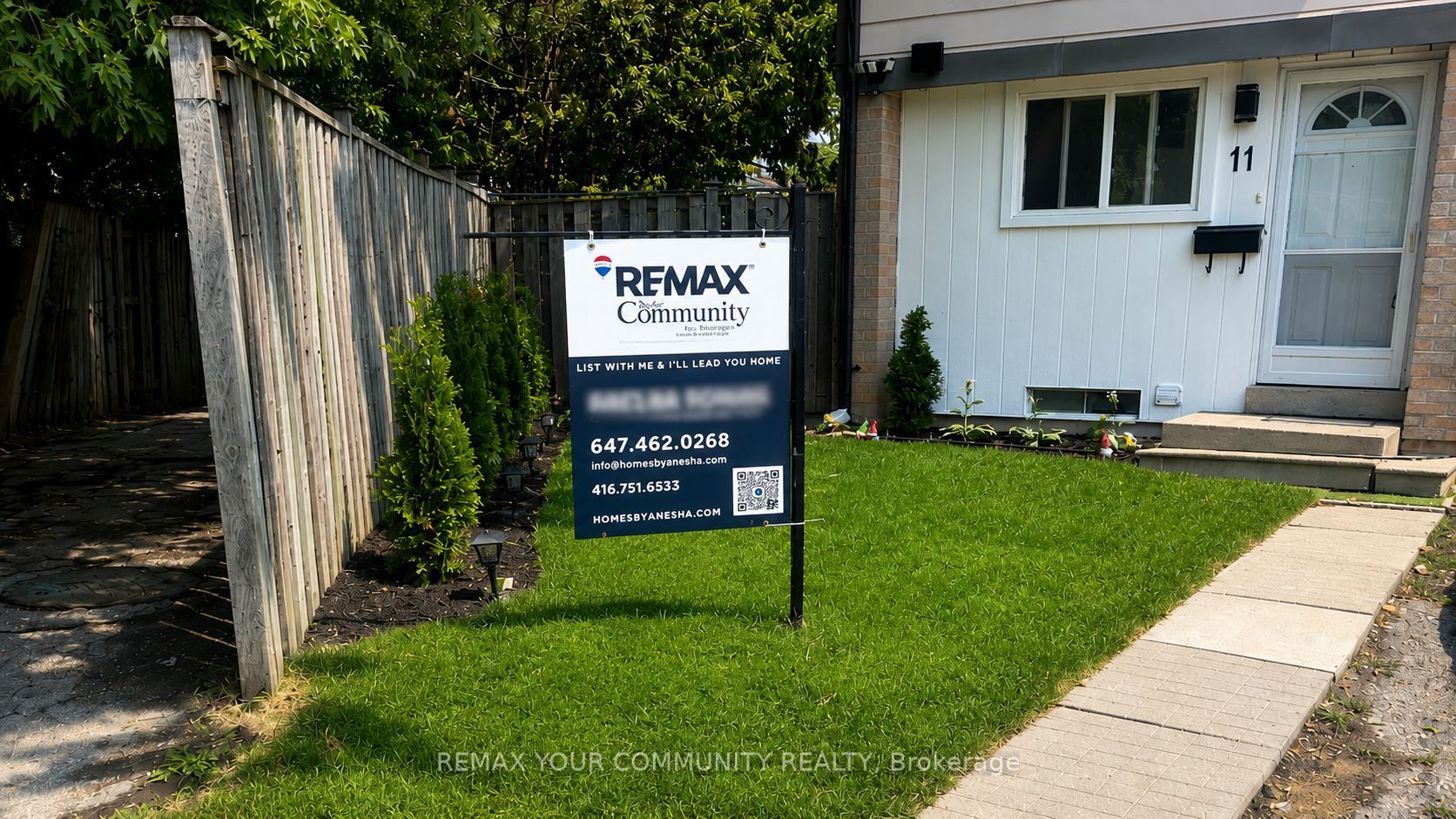 11 Grantbrook Court, Brampton, ON L6S 2K8