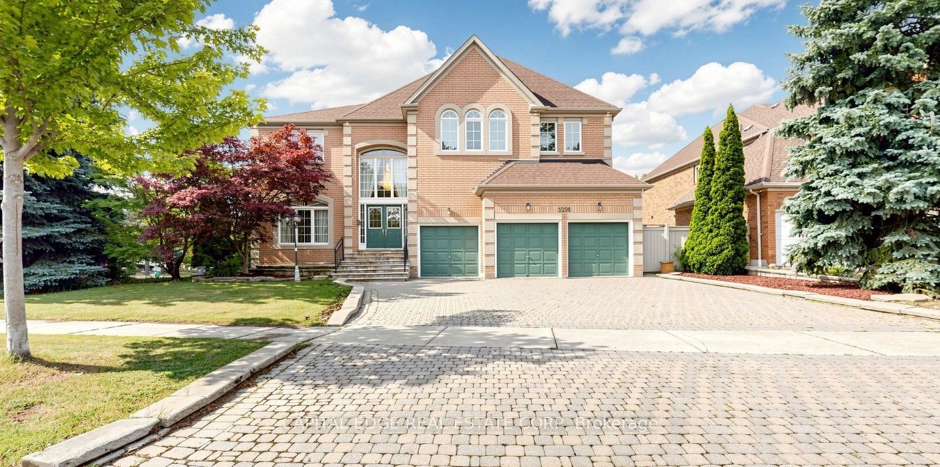 5298 Roanoke Court, Mississauga, ON L5M 5H8 photo 2