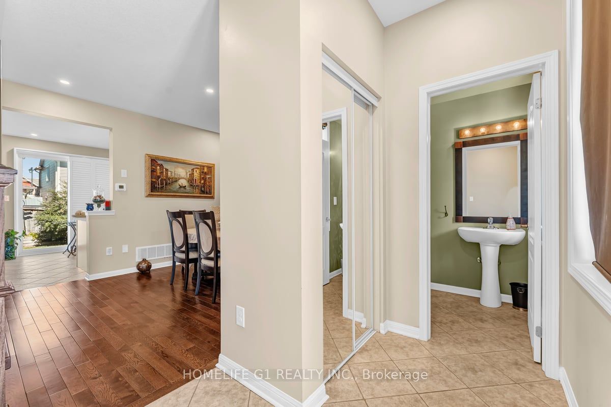 889 Challinor Terrace, Milton, ON L9T 7V6 photo 4