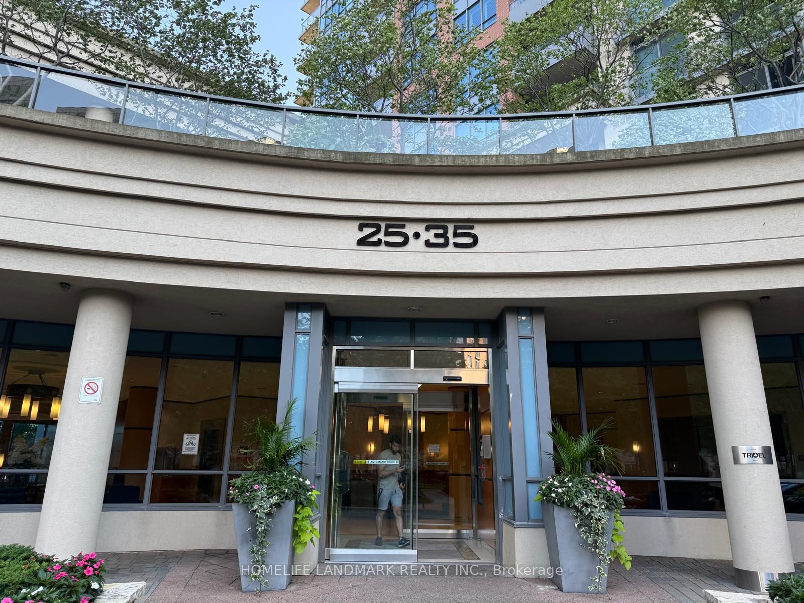 25 Viking Lane 2346, Toronto, ON M9B 0A1 photo 4