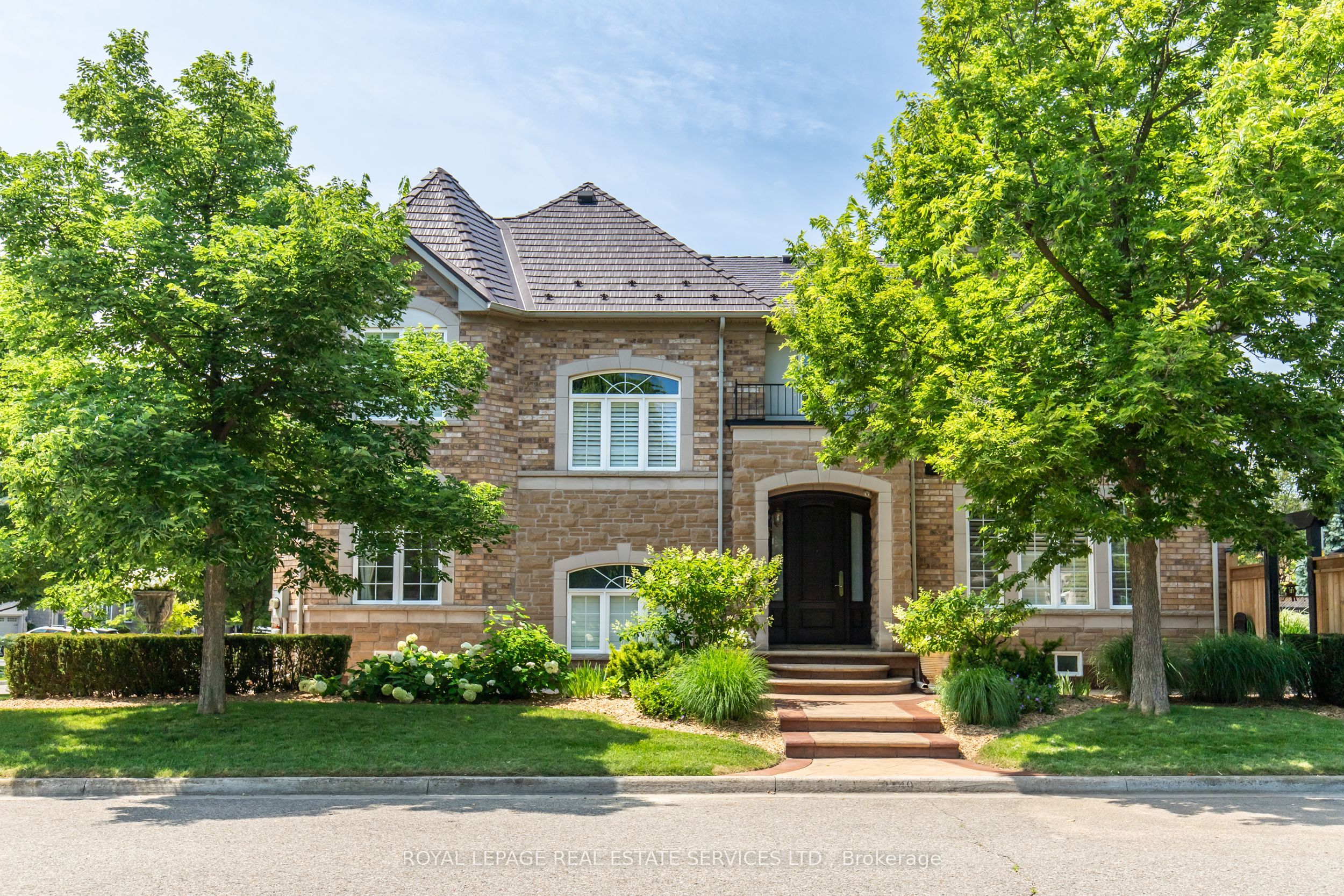 2149 Alderbrook Drive, Oakville, ON L6M 4Z3 photo 2