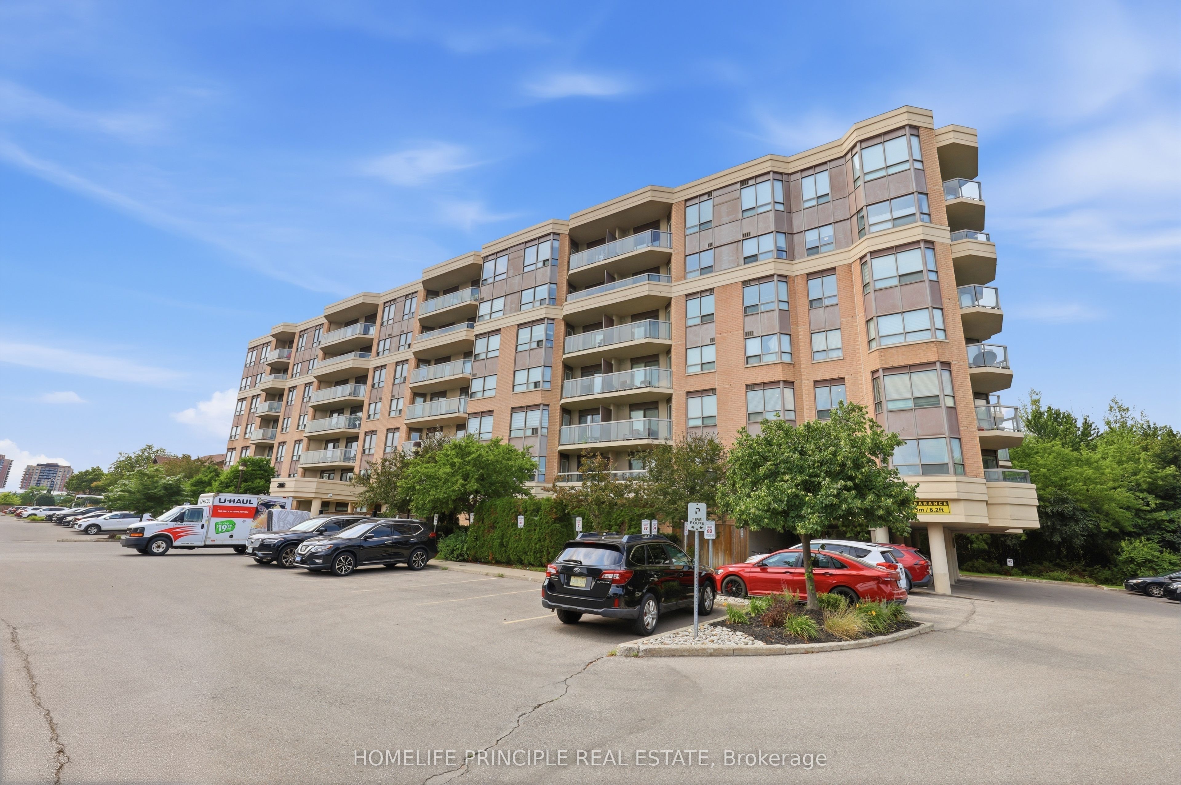 300 Ray Lawson Boulevard 201, Brampton, ON L6Y 5H5 photo 4