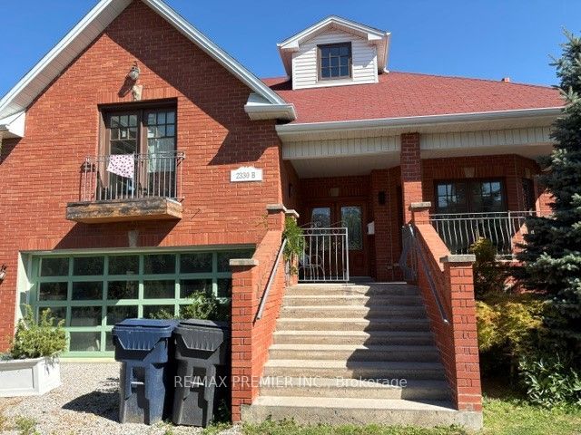 2330B Sheppard Avenue W, Toronto, ON M9M 1M3