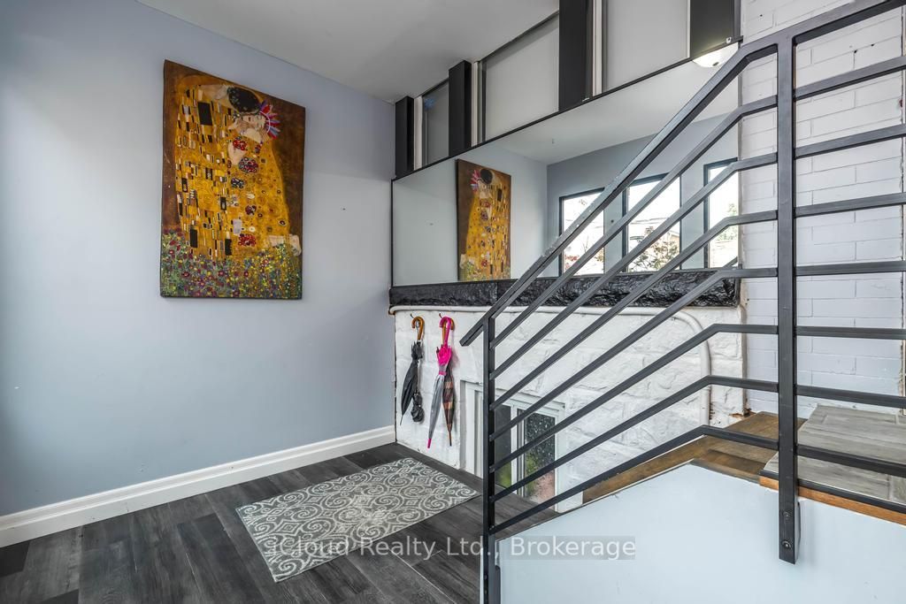 225 Wallace Avenue, Toronto, ON M6H 1V5 photo 3