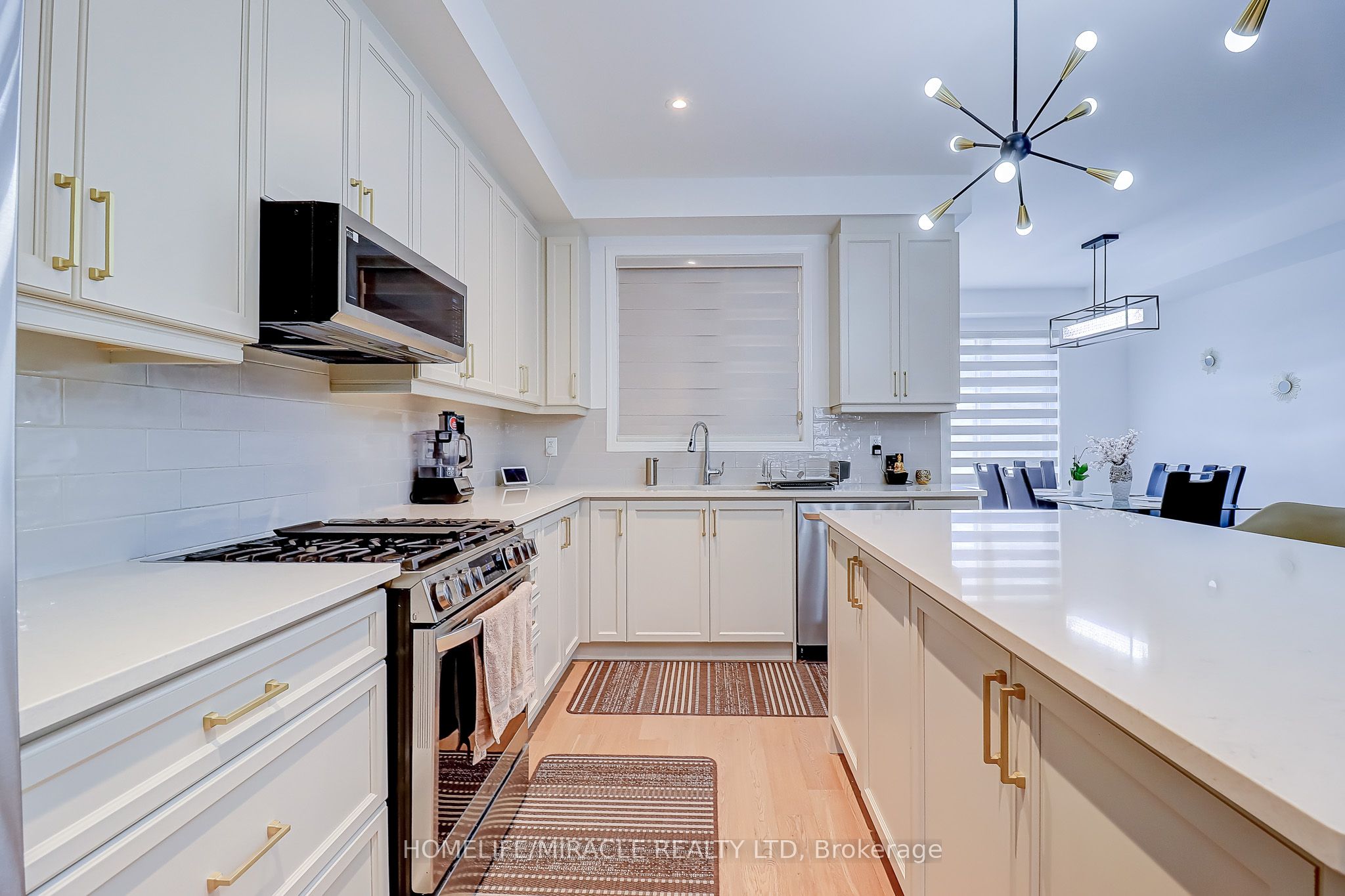1188 Wheat Boom Drive, Oakville, ON L6H 7W4 photo 5