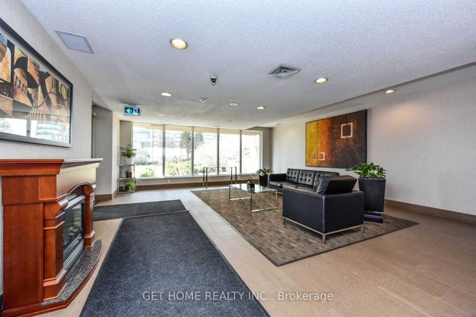 115 Hillcrest Avenue 1206, Mississauga, ON L5B 3Y9 photo 4