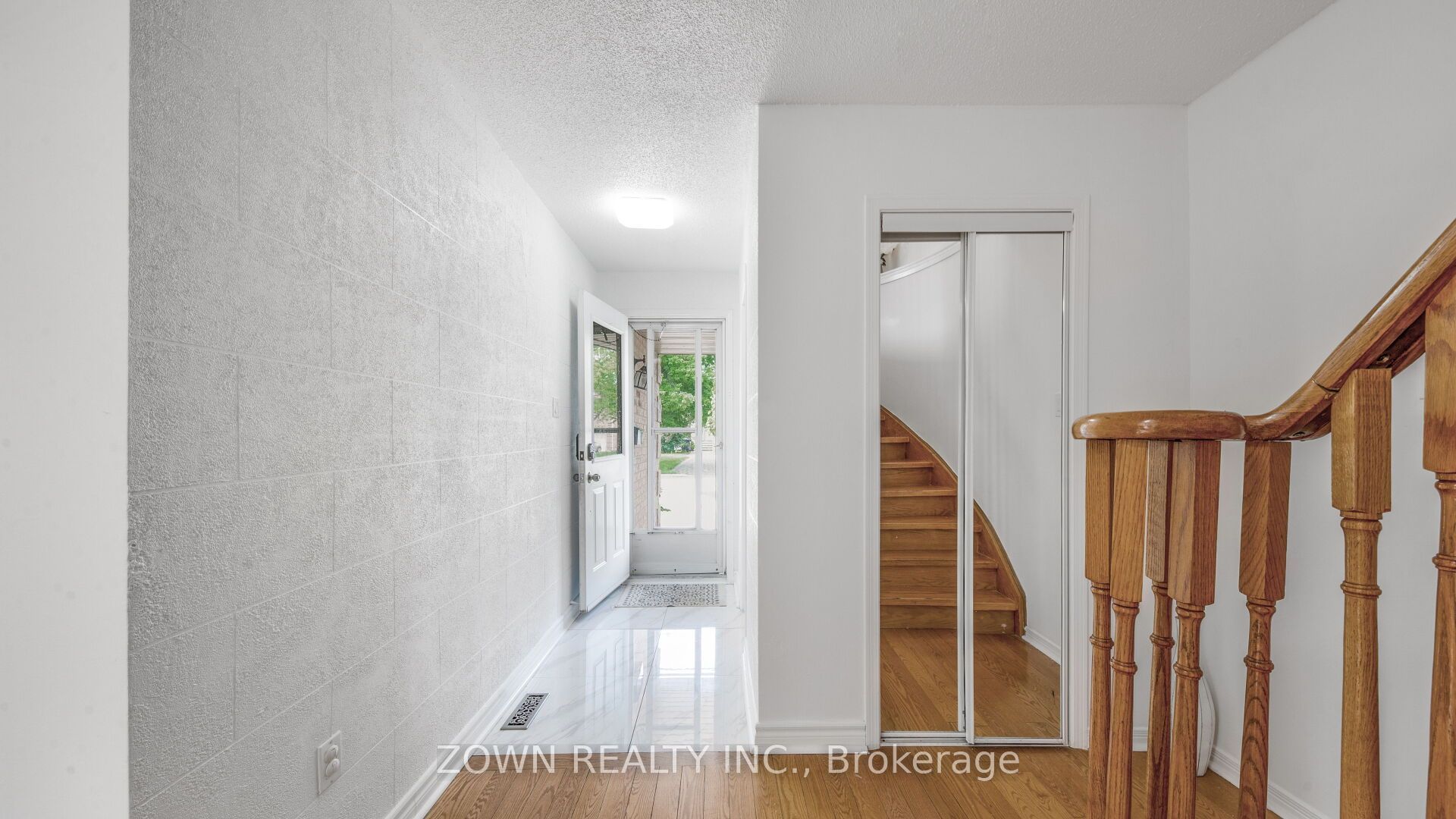 1542 Kirkrow Crescent, Mississauga, ON L5M 3Y8 photo 5