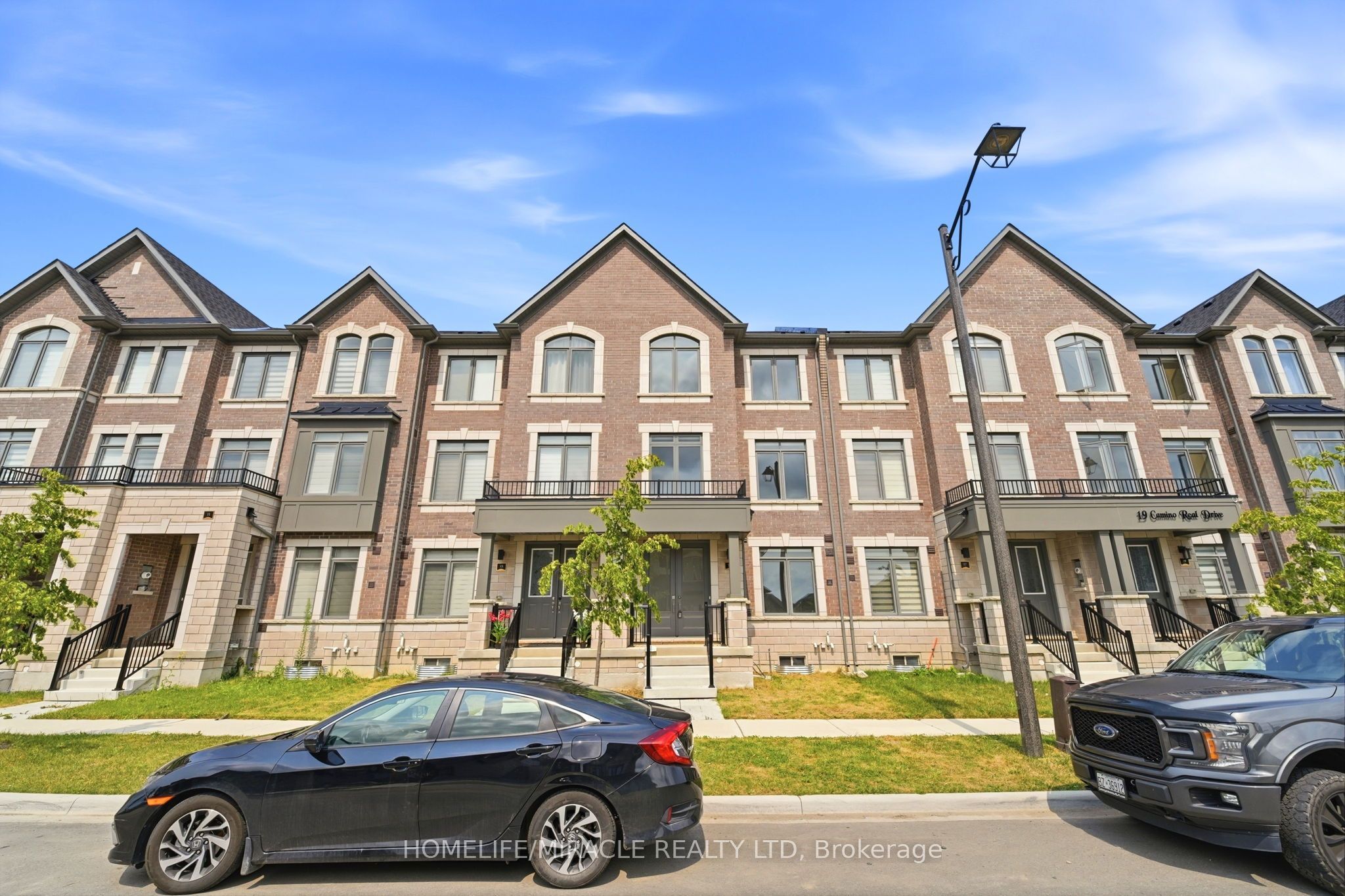 15 Camino Real Drive, Caledon, ON L6A 3W7 photo 2