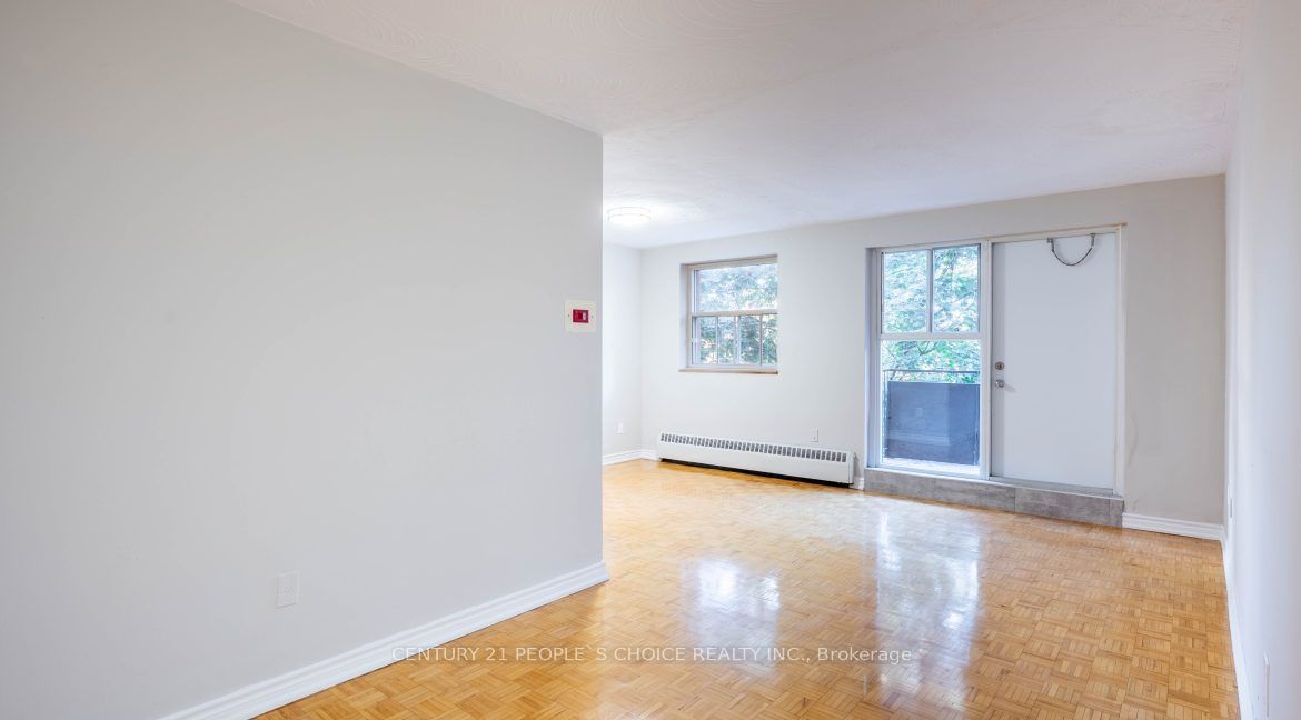 1030 Pearson Drive 408, Oakville, ON L6H 2A8 photo 2
