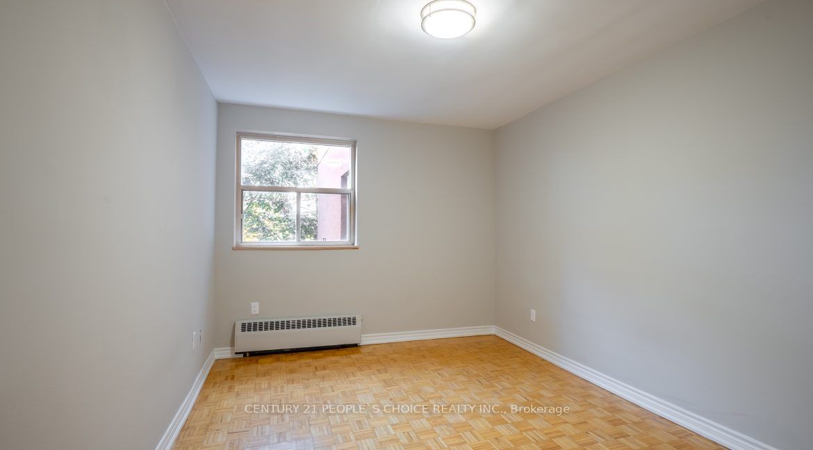 1030 Pearson Drive 408, Oakville, ON L6H 2A8 photo 5