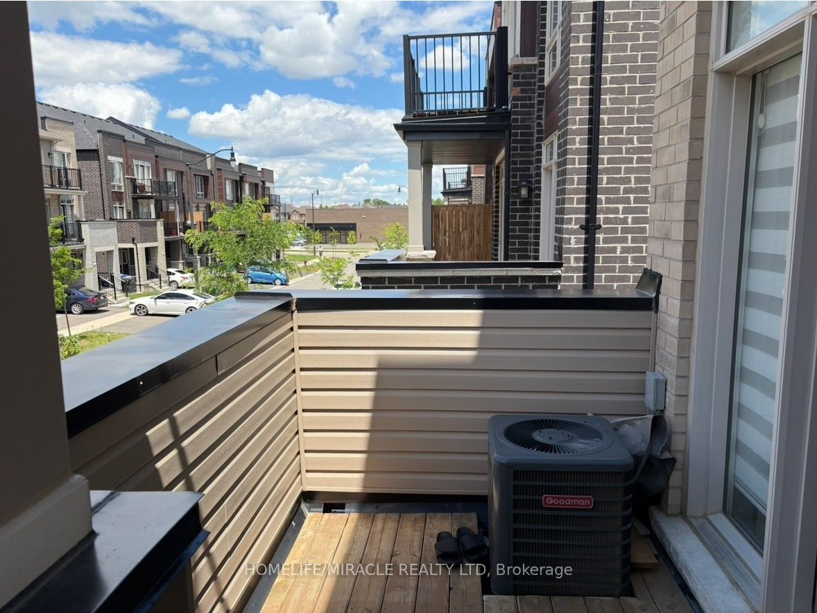 23 Arrowview Drive, Brampton, ON L7A 5H6 photo 5