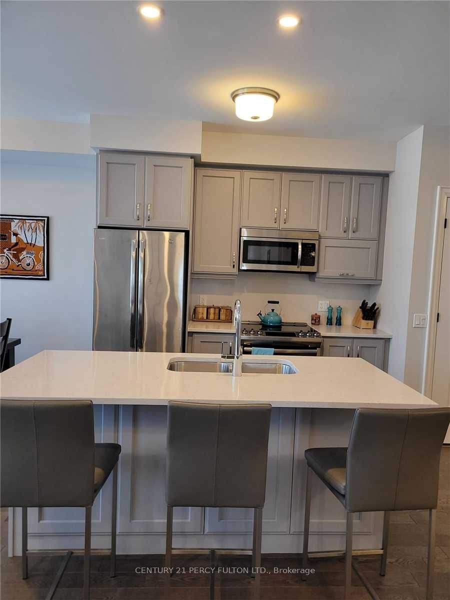 1105 Leger Way 220, Milton, ON L9E 1K7 photo 5