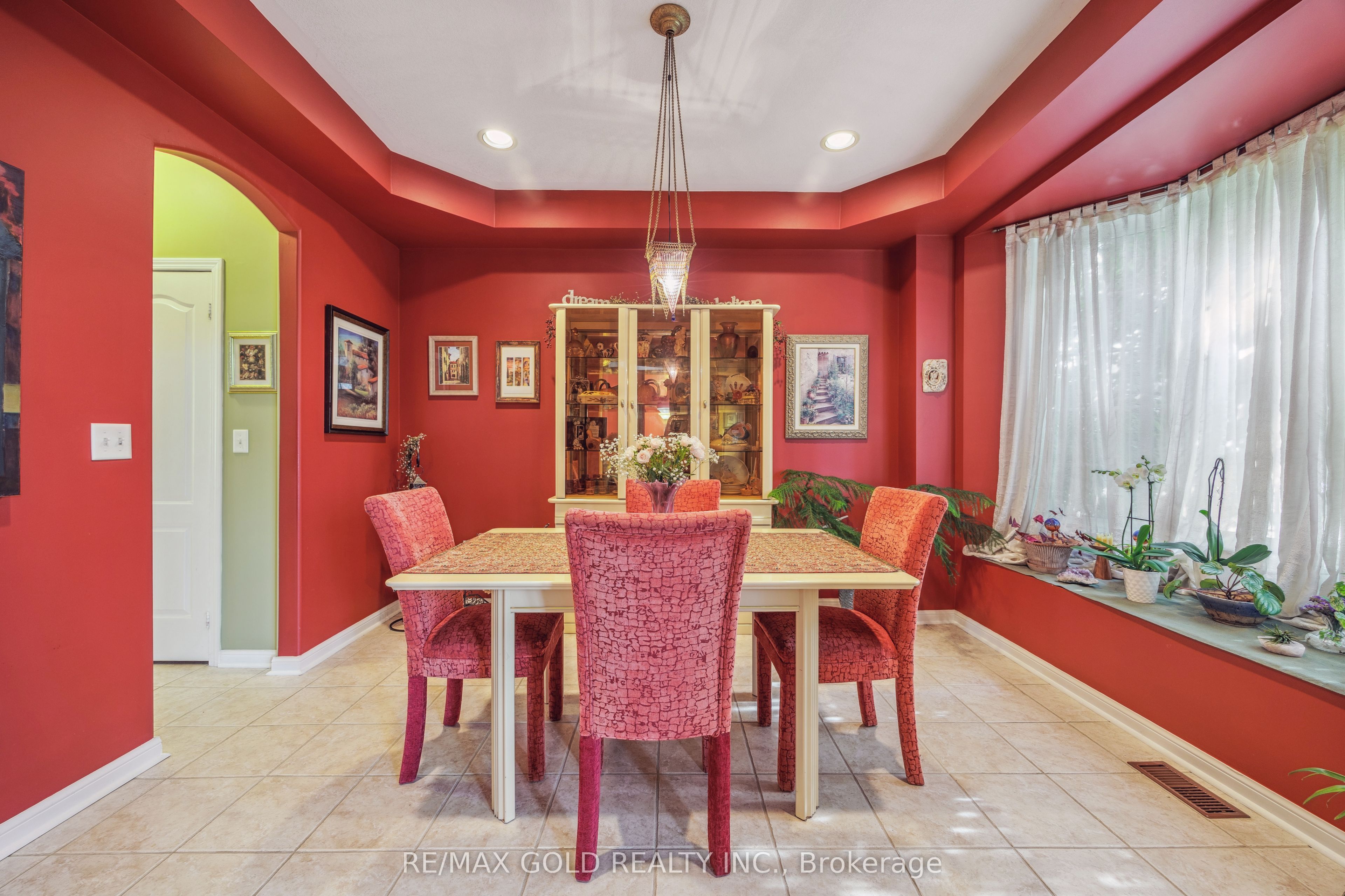 40 Maldives Crescent, Brampton, ON L6P 1L3 photo 5