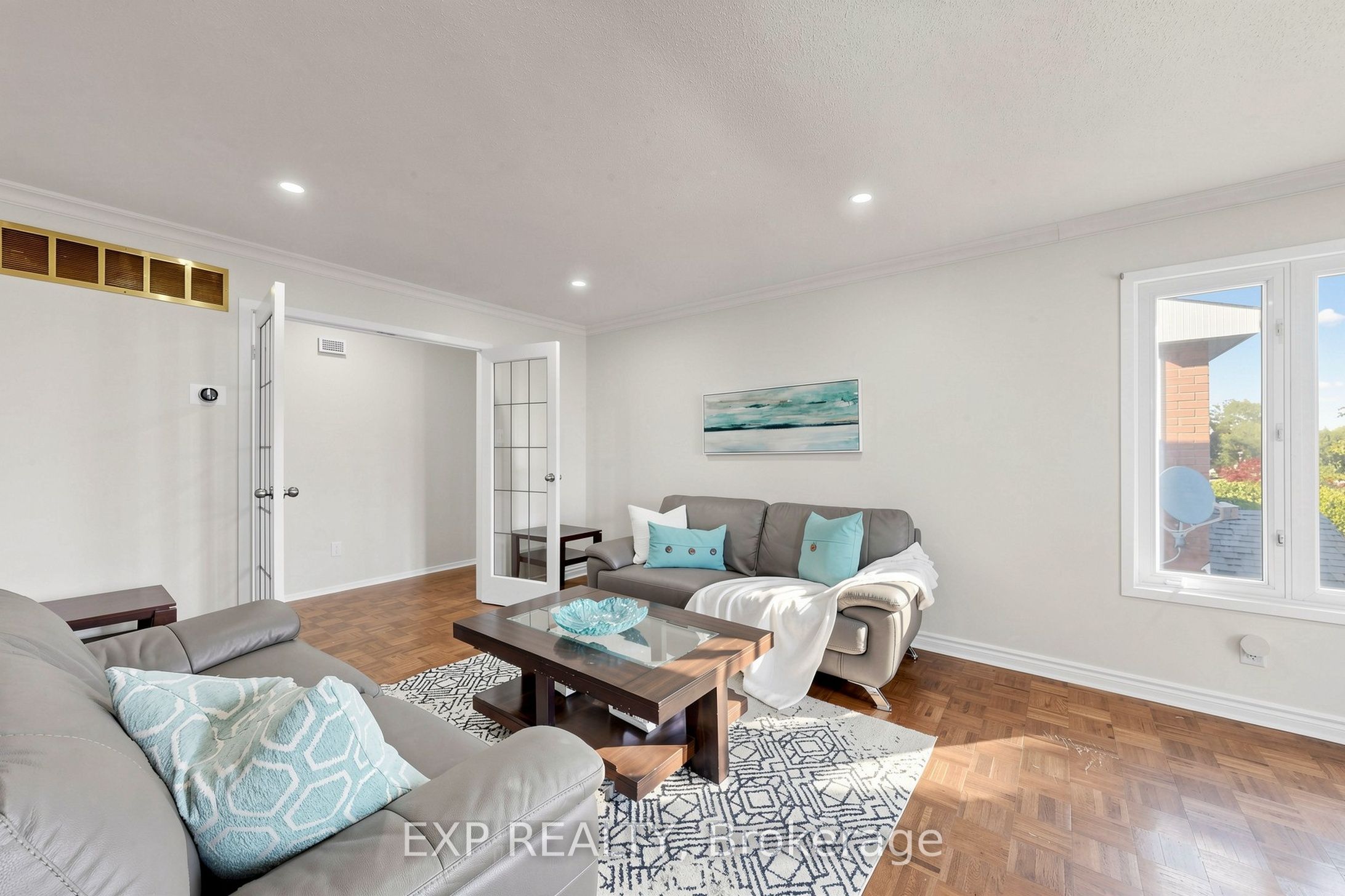 29 Mikado Crescent N, Brampton, ON L6S 3R4 photo 5