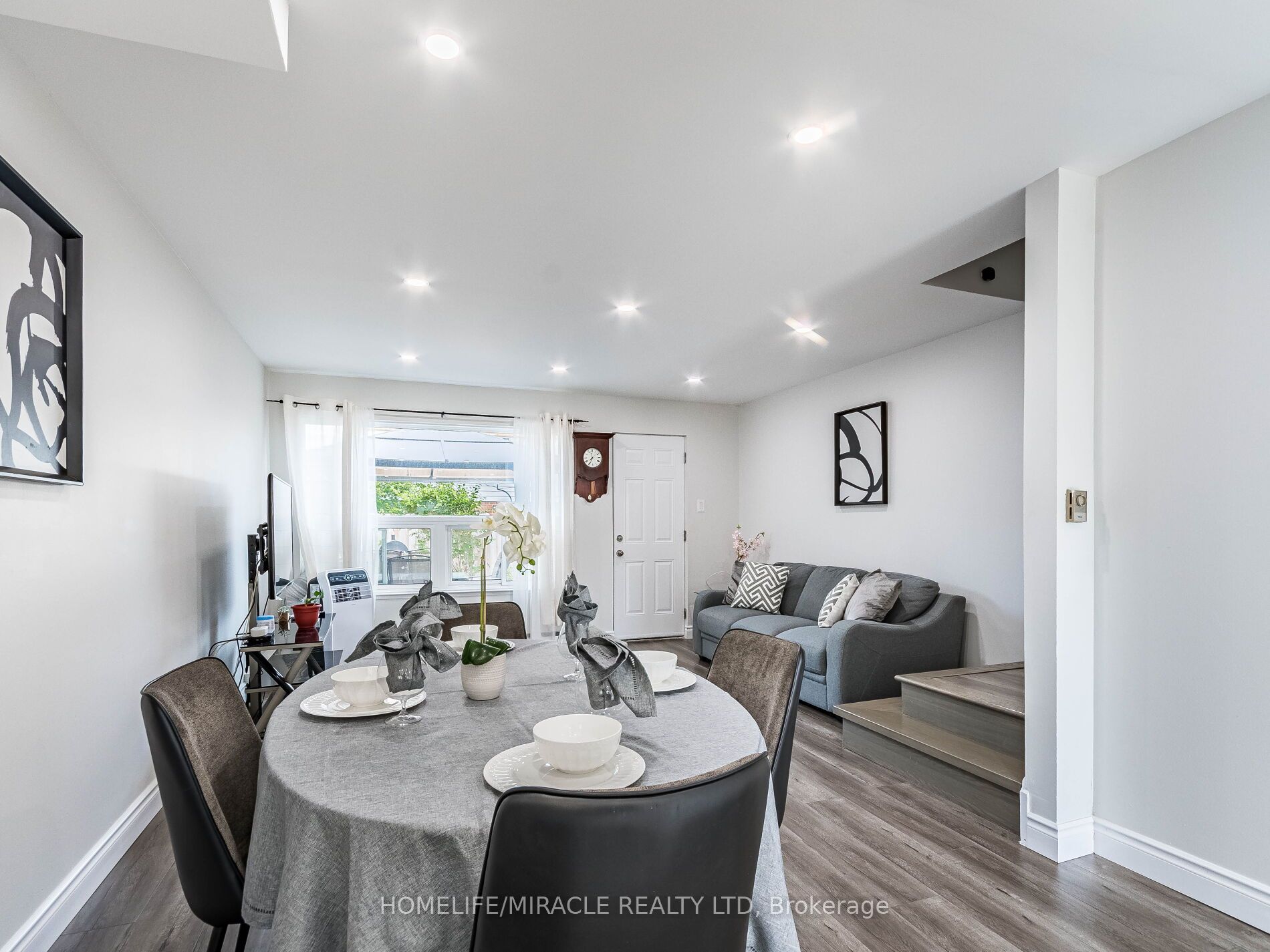 180 Mississauga Valley Boulevard 124, Mississauga, ON L5A 3M2 photo 4