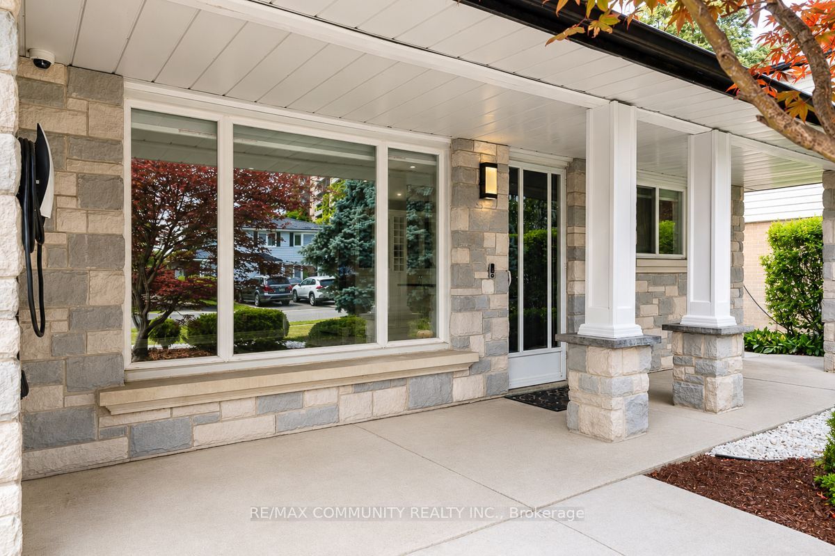 273 Bartley Bull Parkway, Brampton, ON L6W 2L2 photo 3