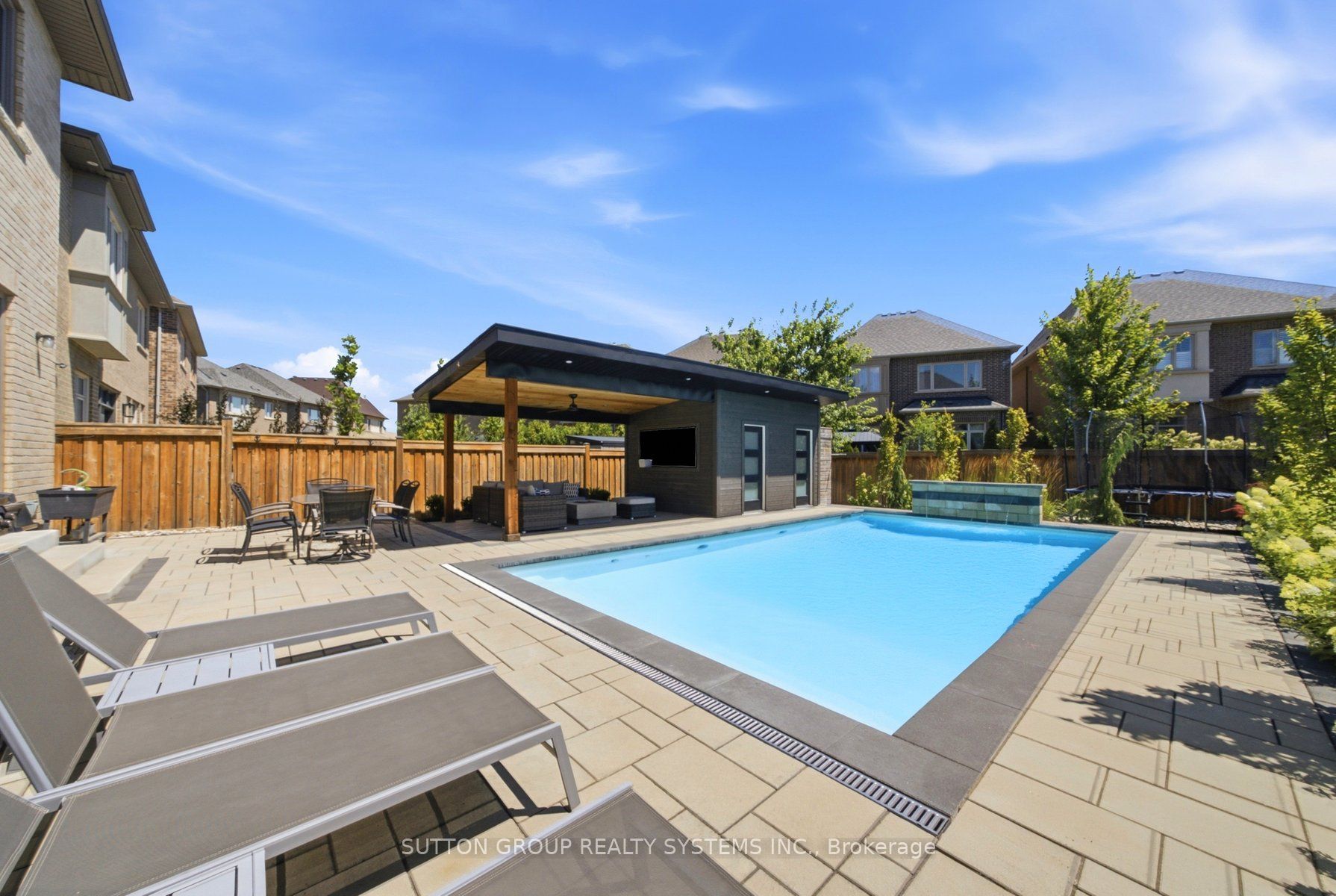 66 Natalie Way, Oakville, ON L6H 0V4 photo 3