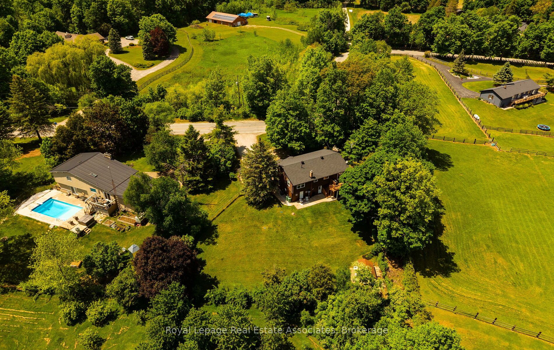 7462 15 Side Road, Halton Hills, ON L9T 2X7 photo 2