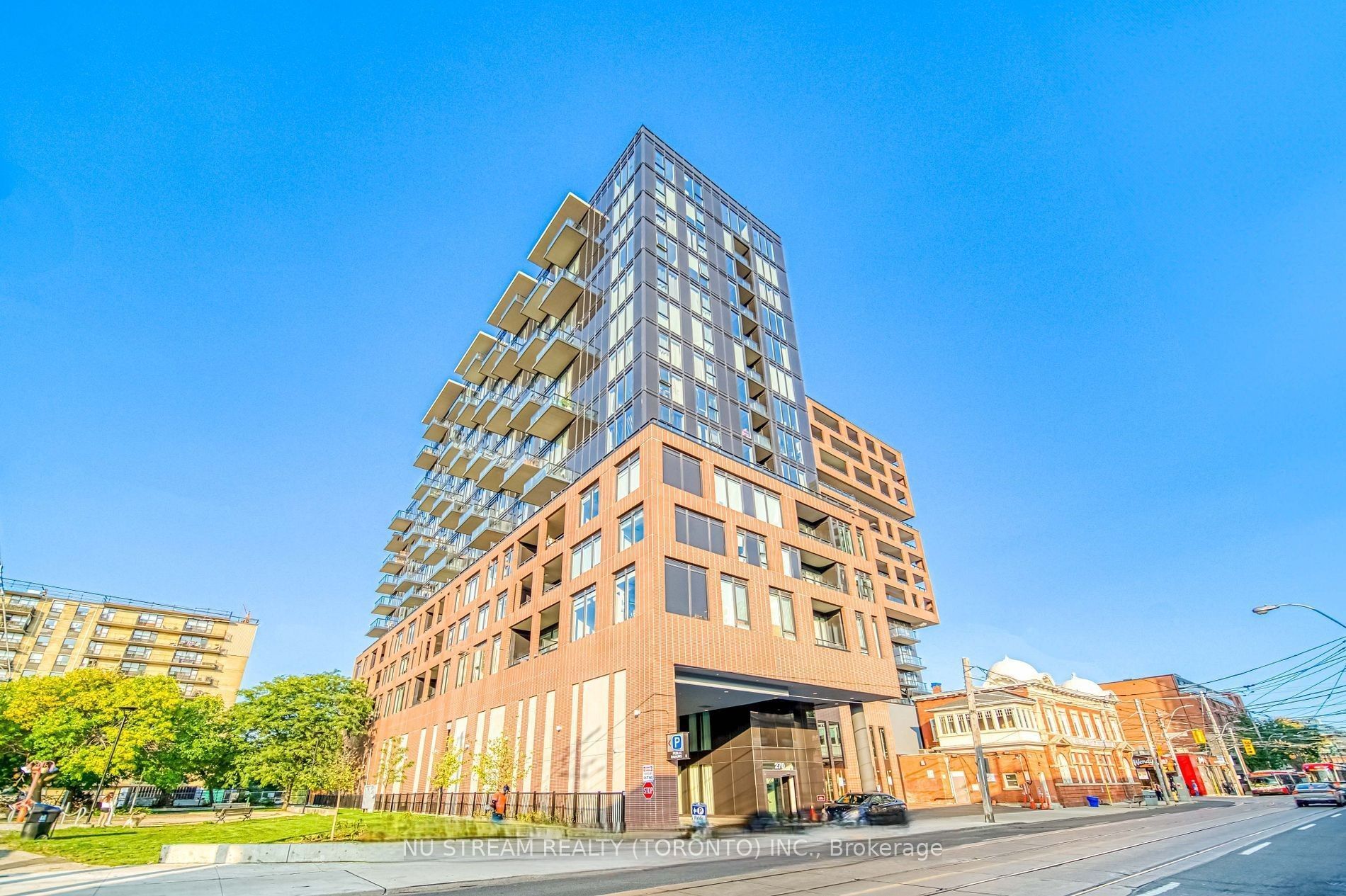 270 Dufferin Street 205, Toronto, ON M6K 0H8