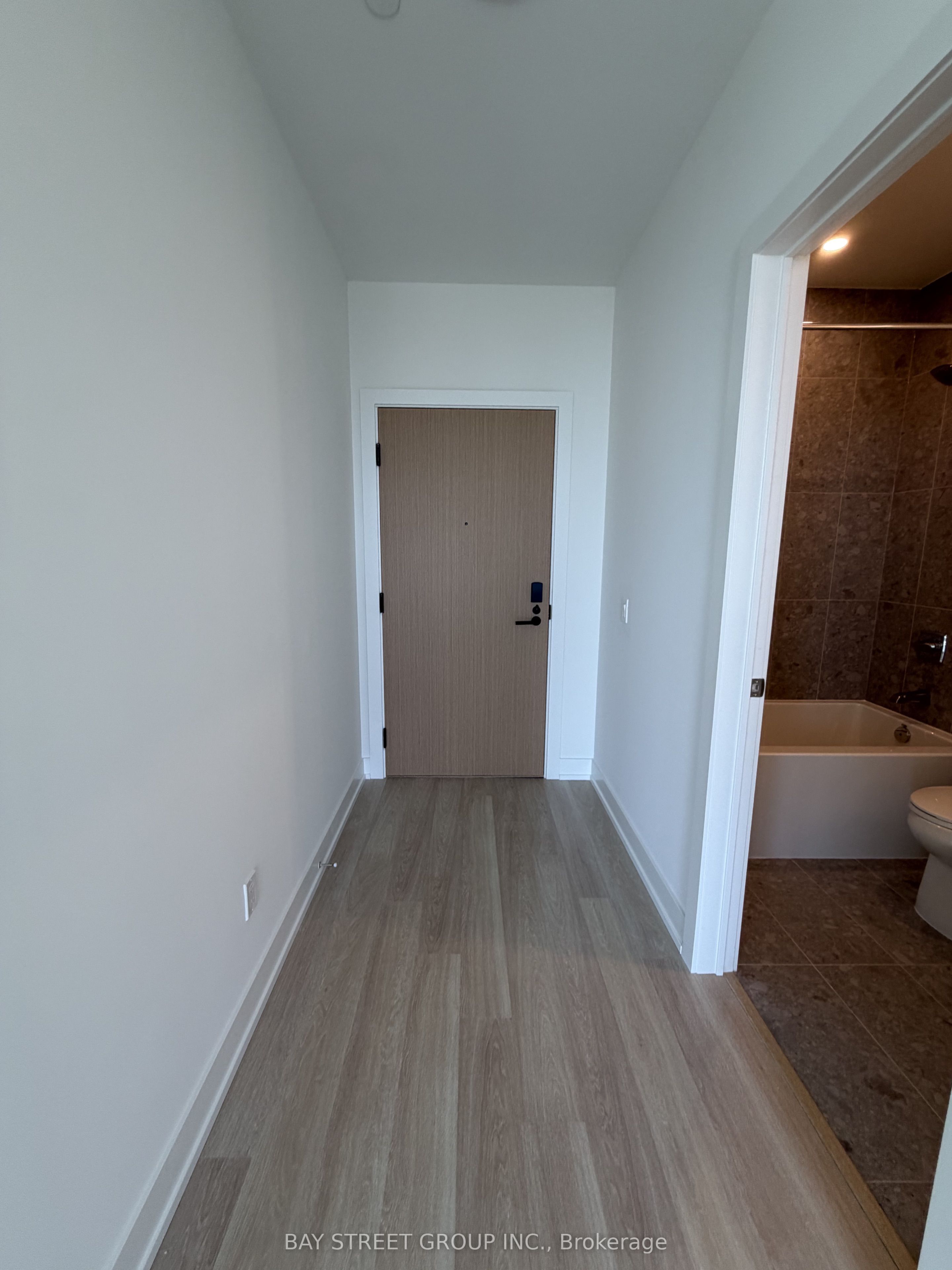 25 Cordova Avenue PH10, Toronto, ON M9A 0E5
