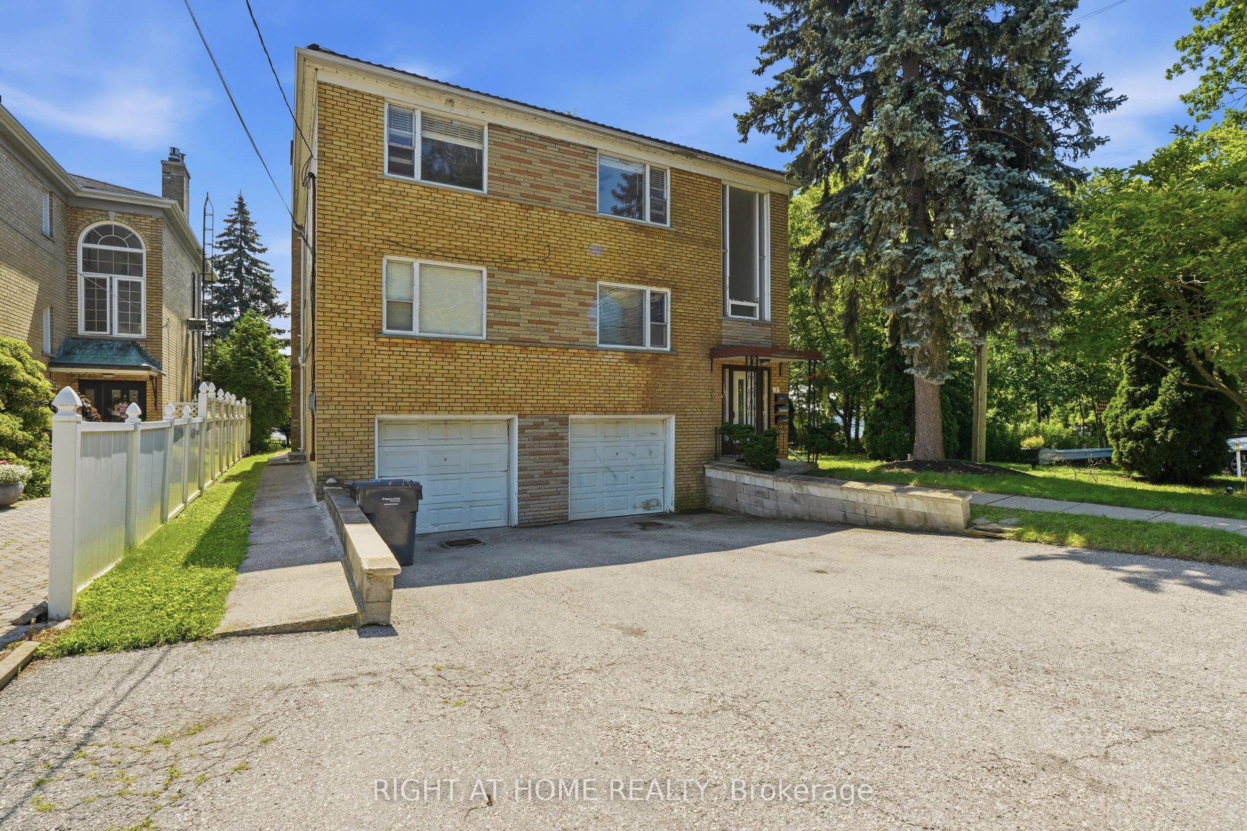 3 Carlis Place, Mississauga, ON L5G 1A8 photo 4