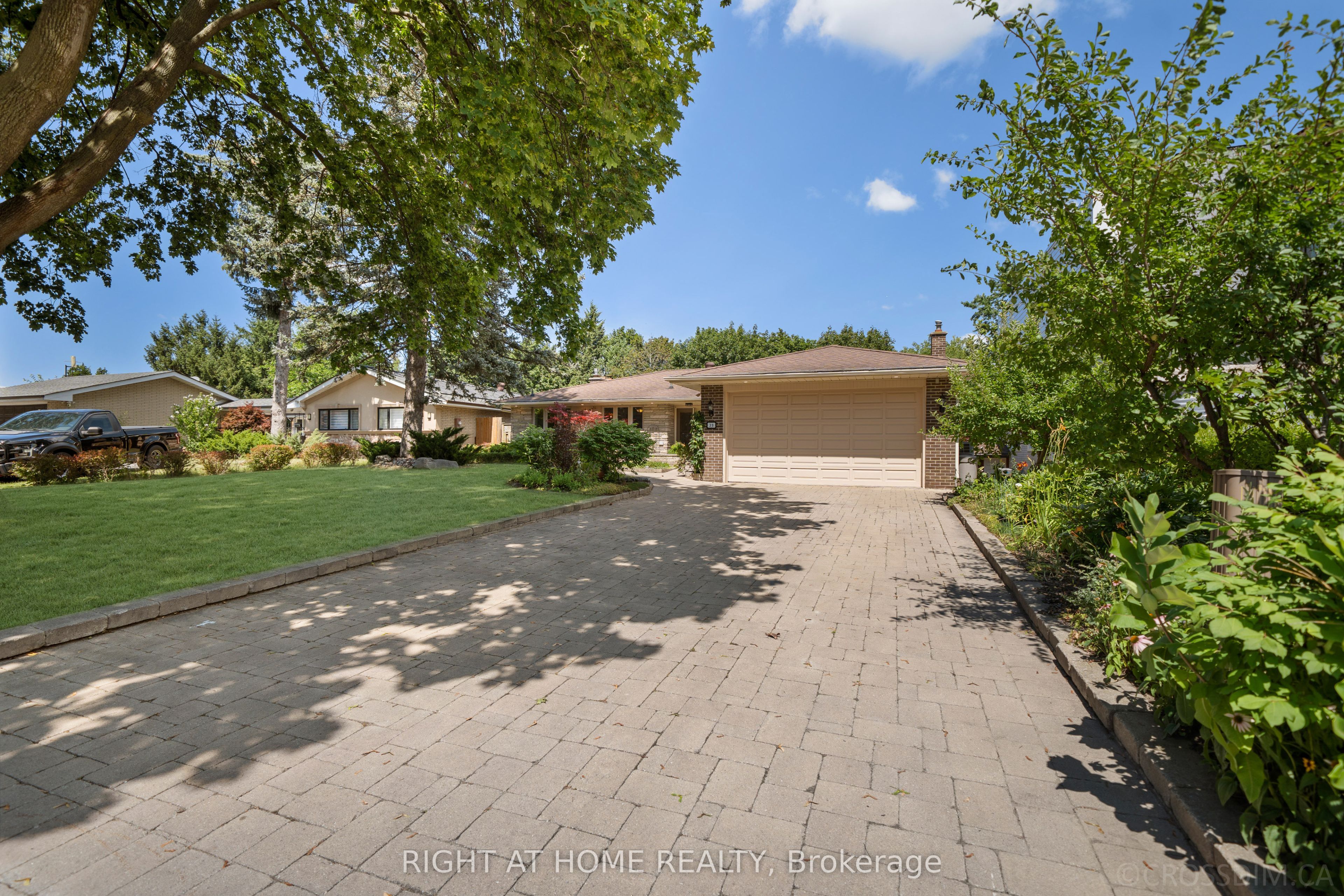 39 Grovetree Road, Toronto, ON M9V 2Y4 photo 4