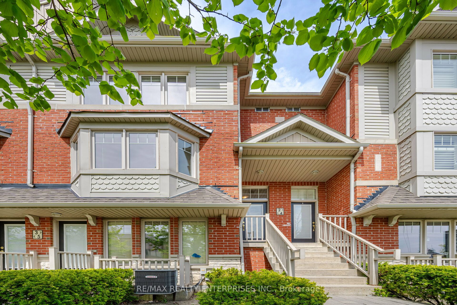 3375 Thomas Street 3,4, Mississauga, ON L5M 0P7 photo 2