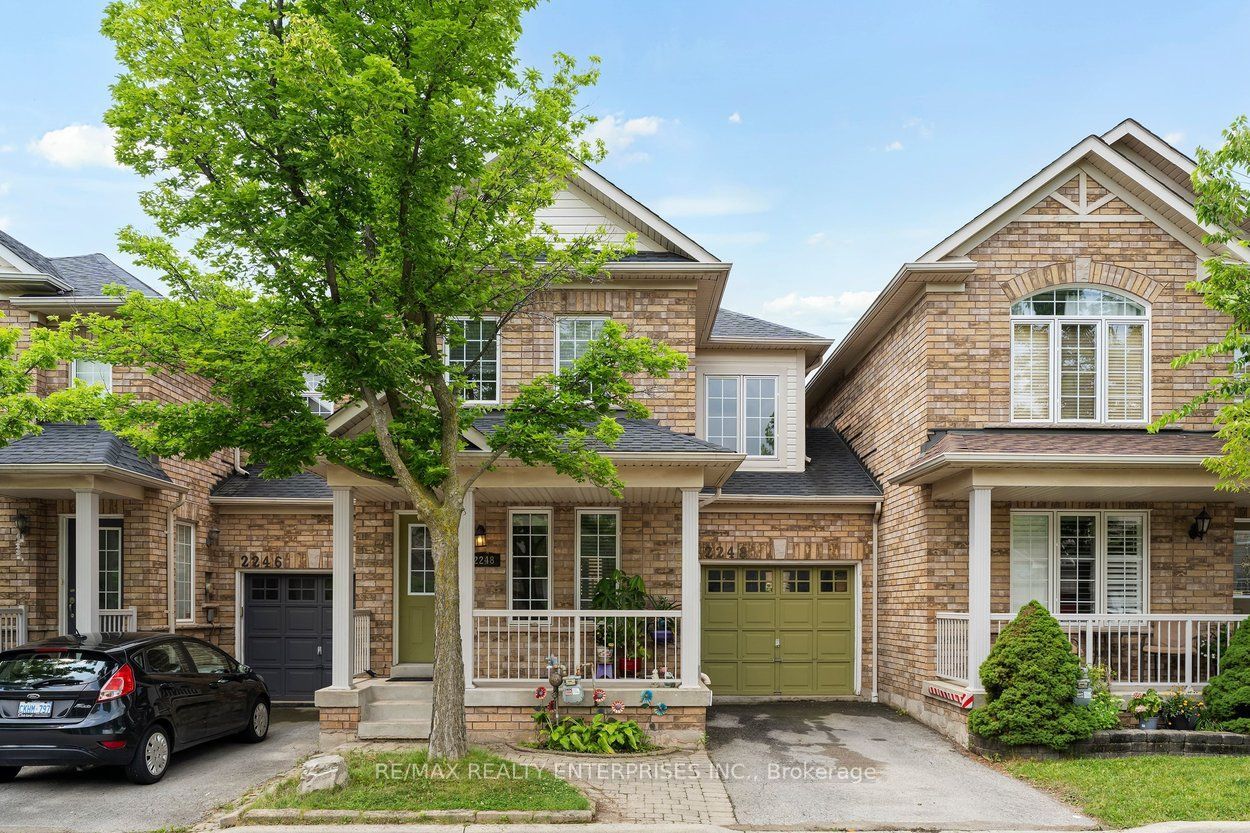 2248 Seton Crescent, Burlington, ON L7L 6Y4