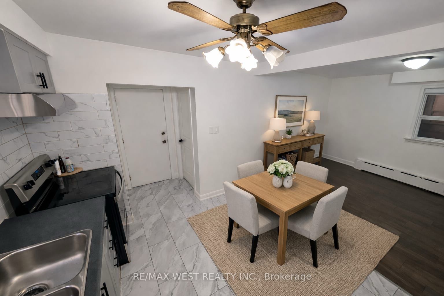108 Kirknewton Road 2, Toronto, ON M6E 3Y2 photo 4