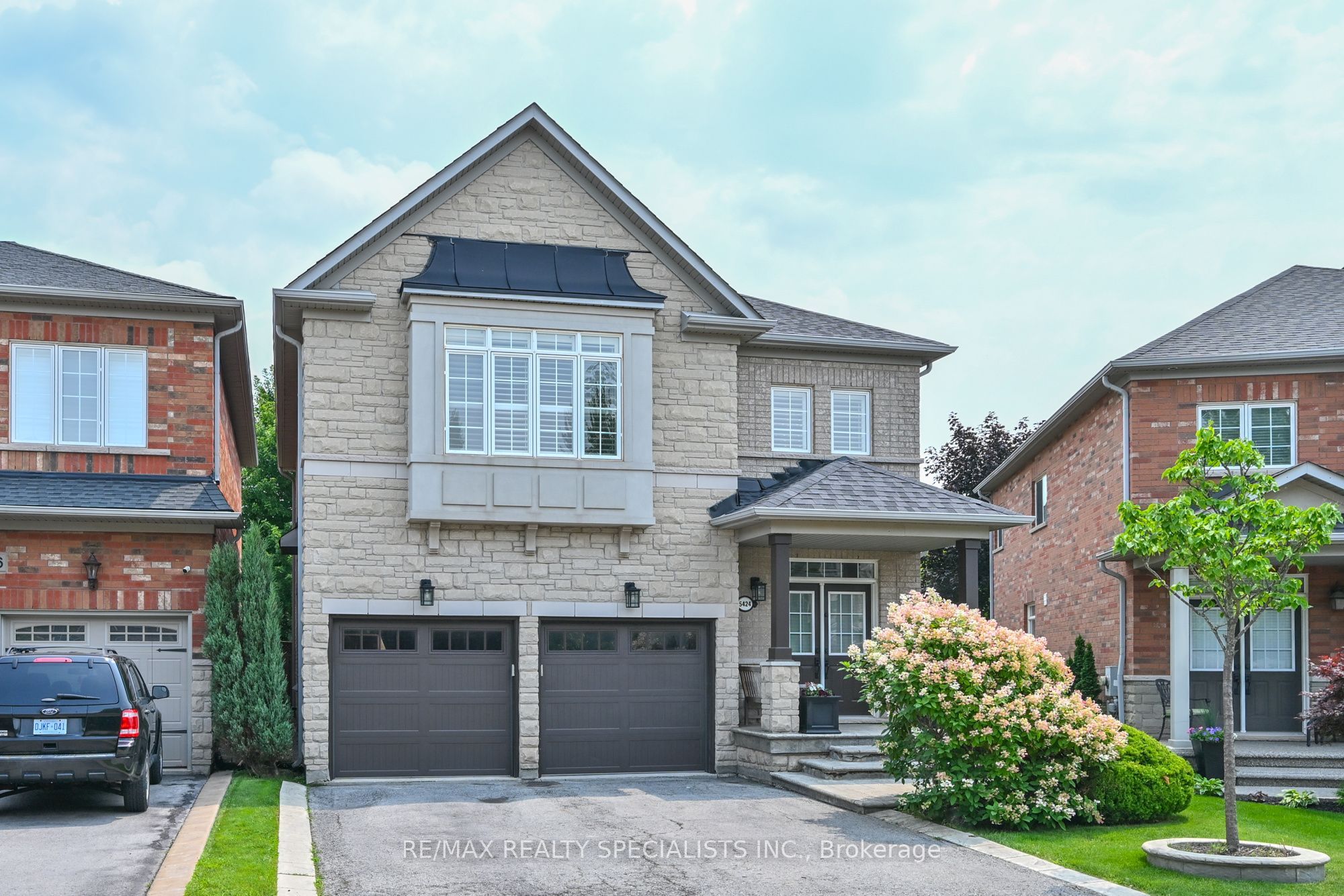 5424 Greer Drive, Burlington, ON L7L 7M7