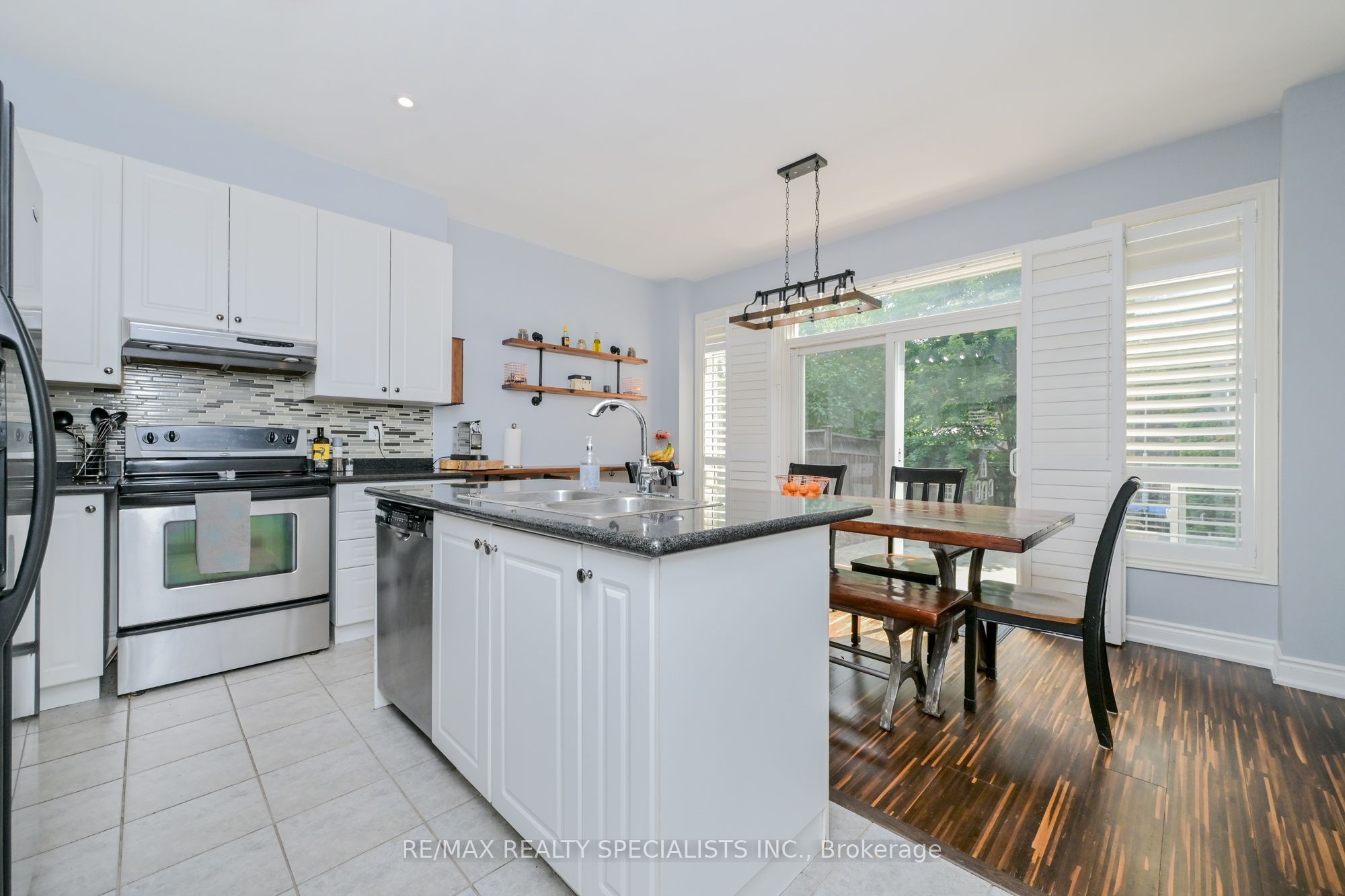 5424 Greer Drive, Burlington, ON L7L 7M7 photo 4