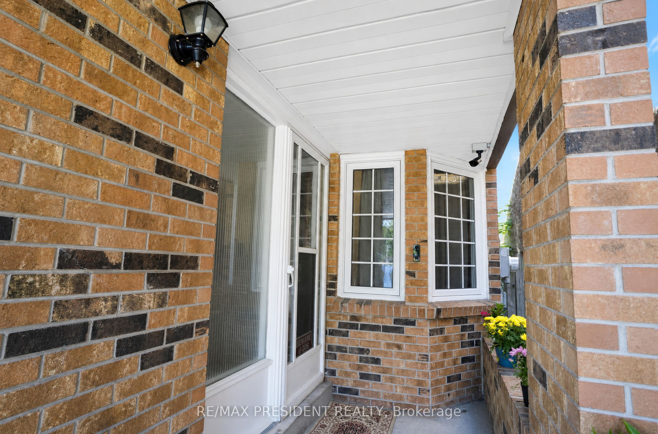 29 Norbrook Crescent, Toronto, ON M9V 4P7 photo 3