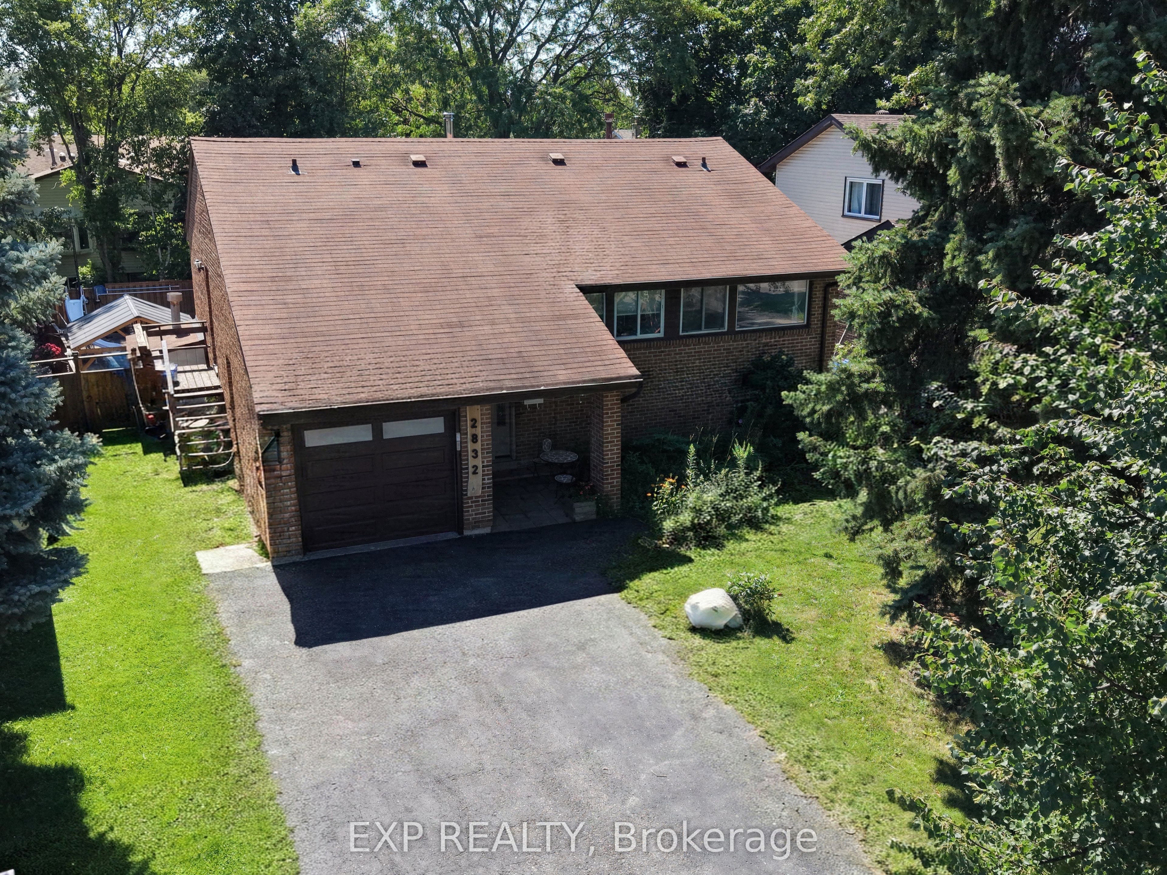 2832 Windwood Drive, Mississauga, ON L5N 1W7 photo 4