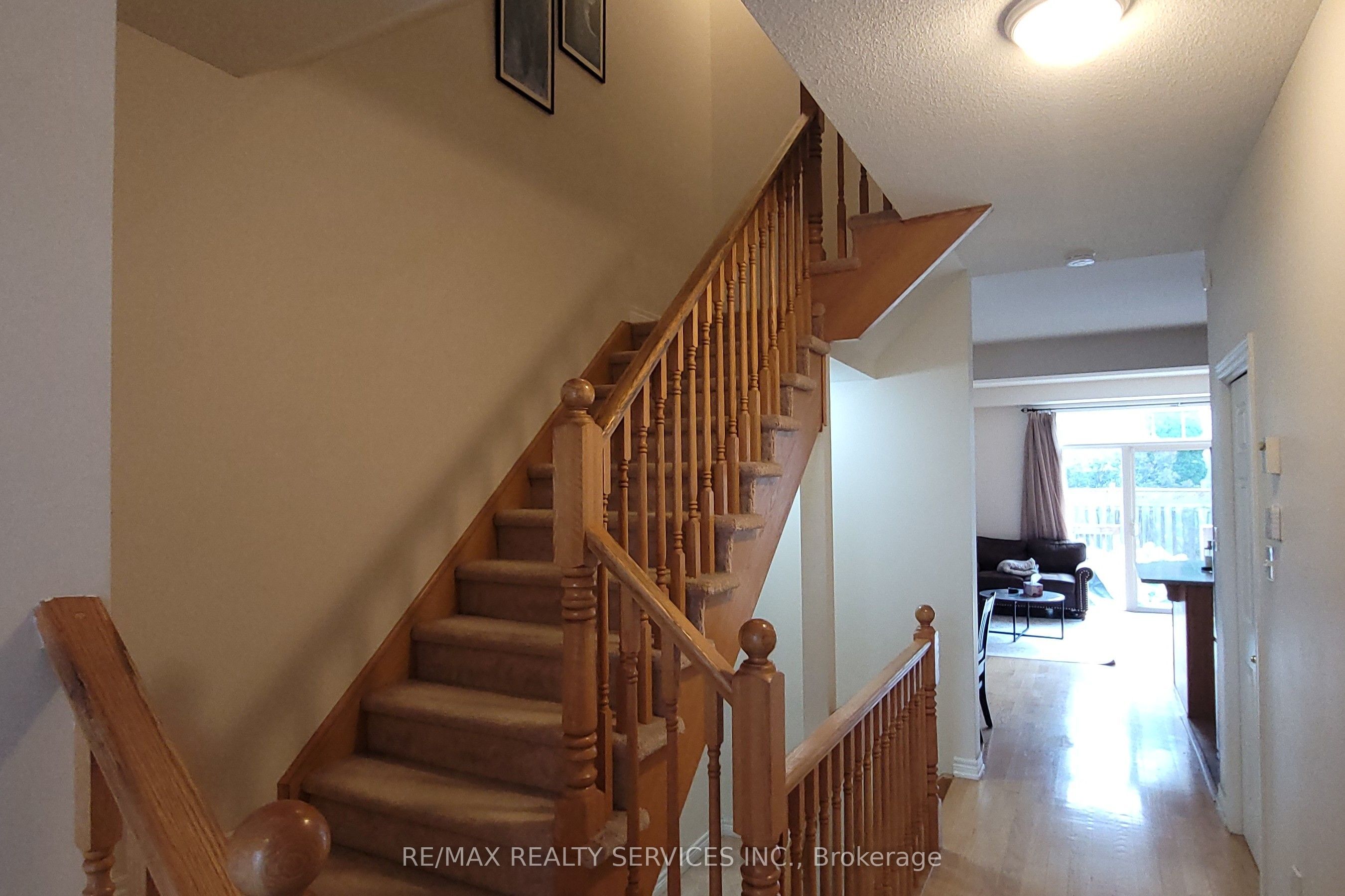 2077 Tovell Drive, Oakville, ON L6M 0C5 photo 4