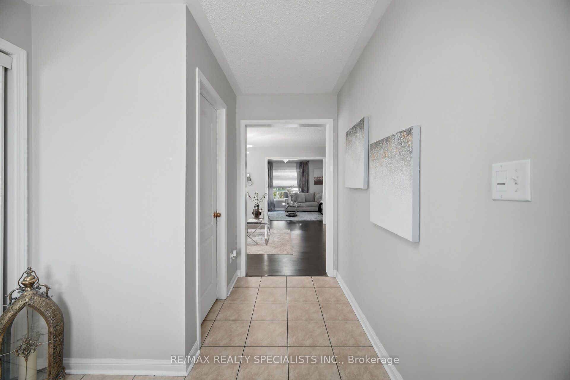 32 Magnificent Court, Brampton, ON L6P 2T2 photo 5