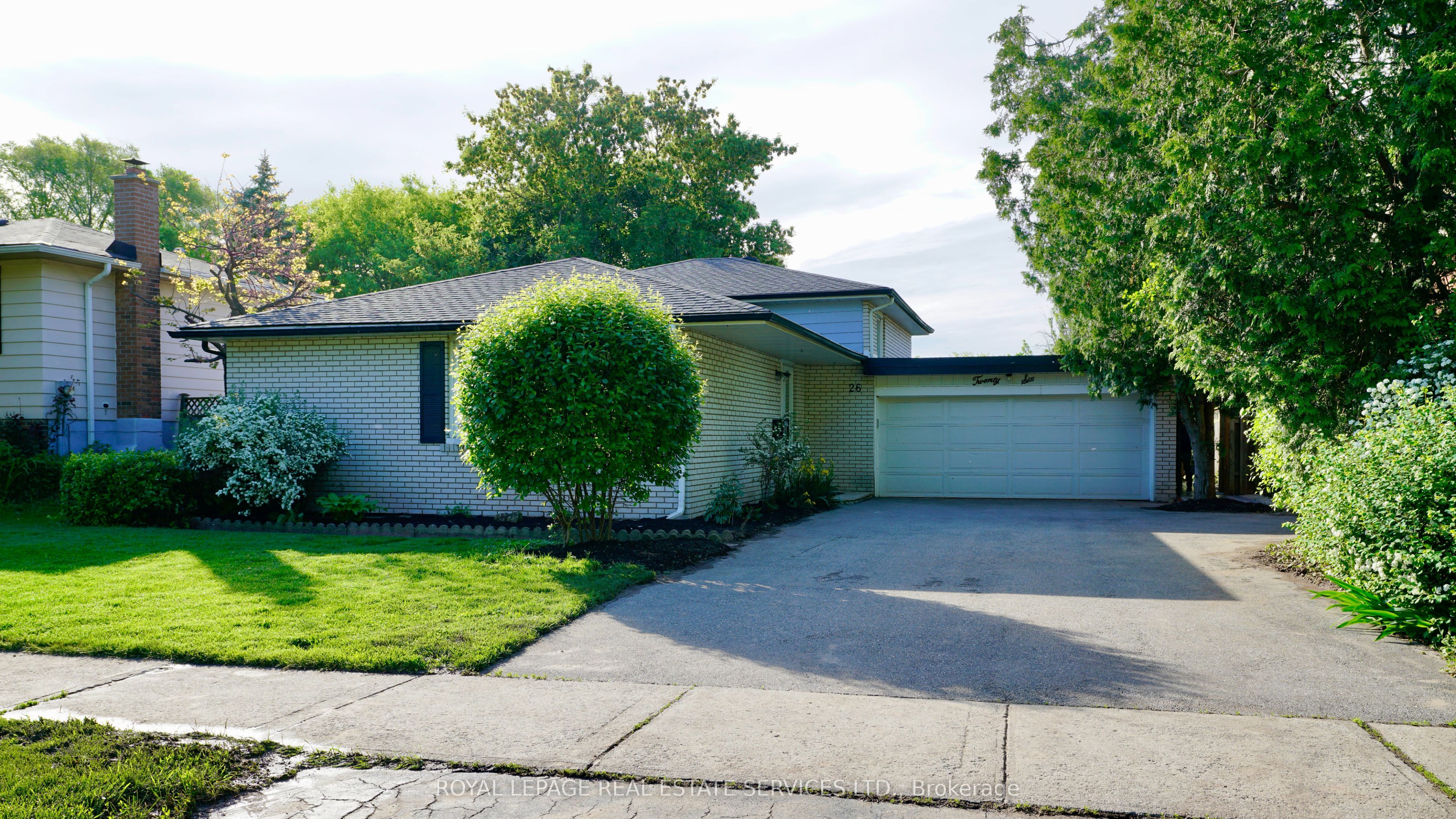 26 Miller Road, Oakville, ON L6H 1J6
