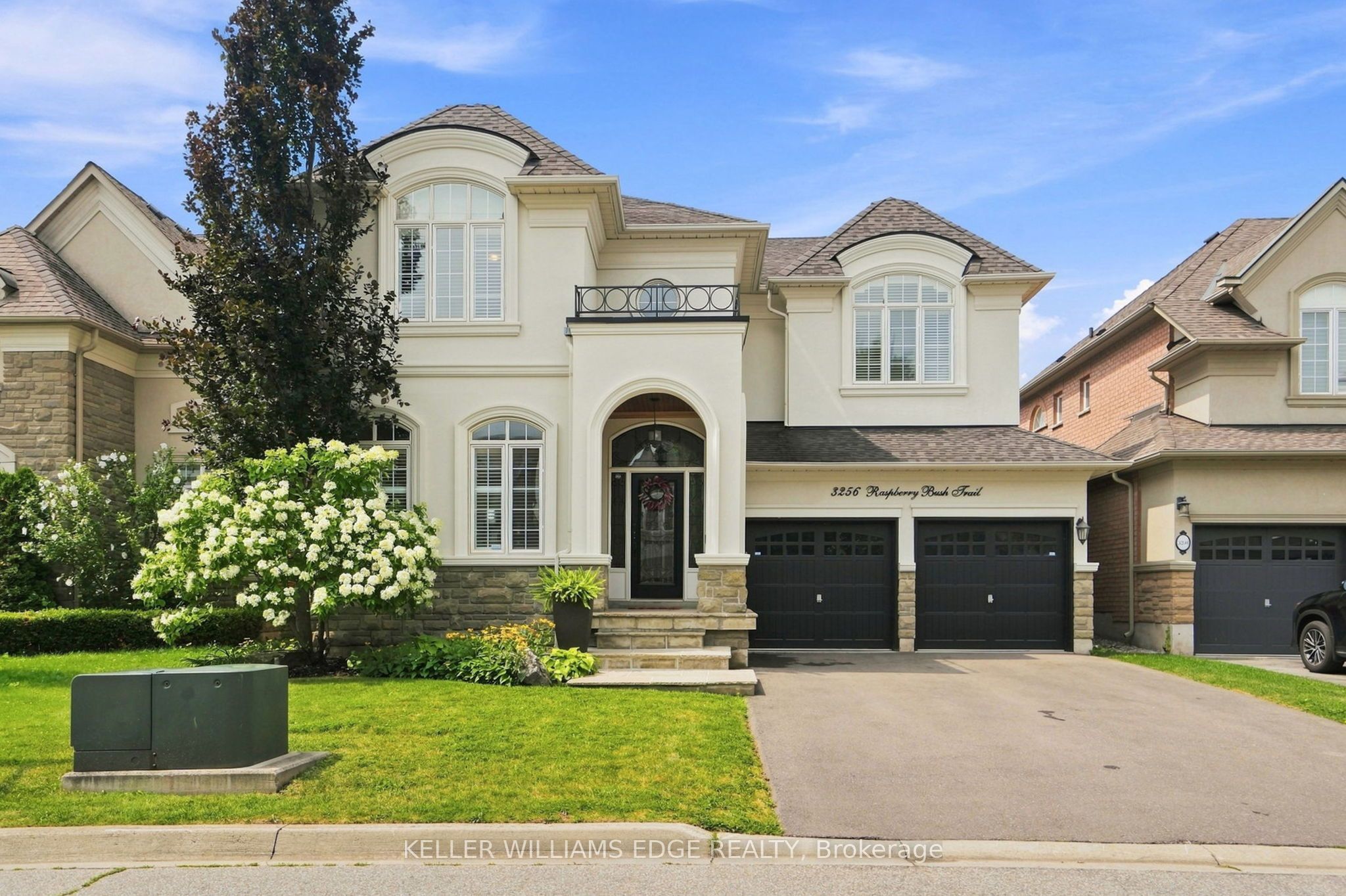 3256 Raspberry Bush Trail, Oakville, ON L6L 6V6
