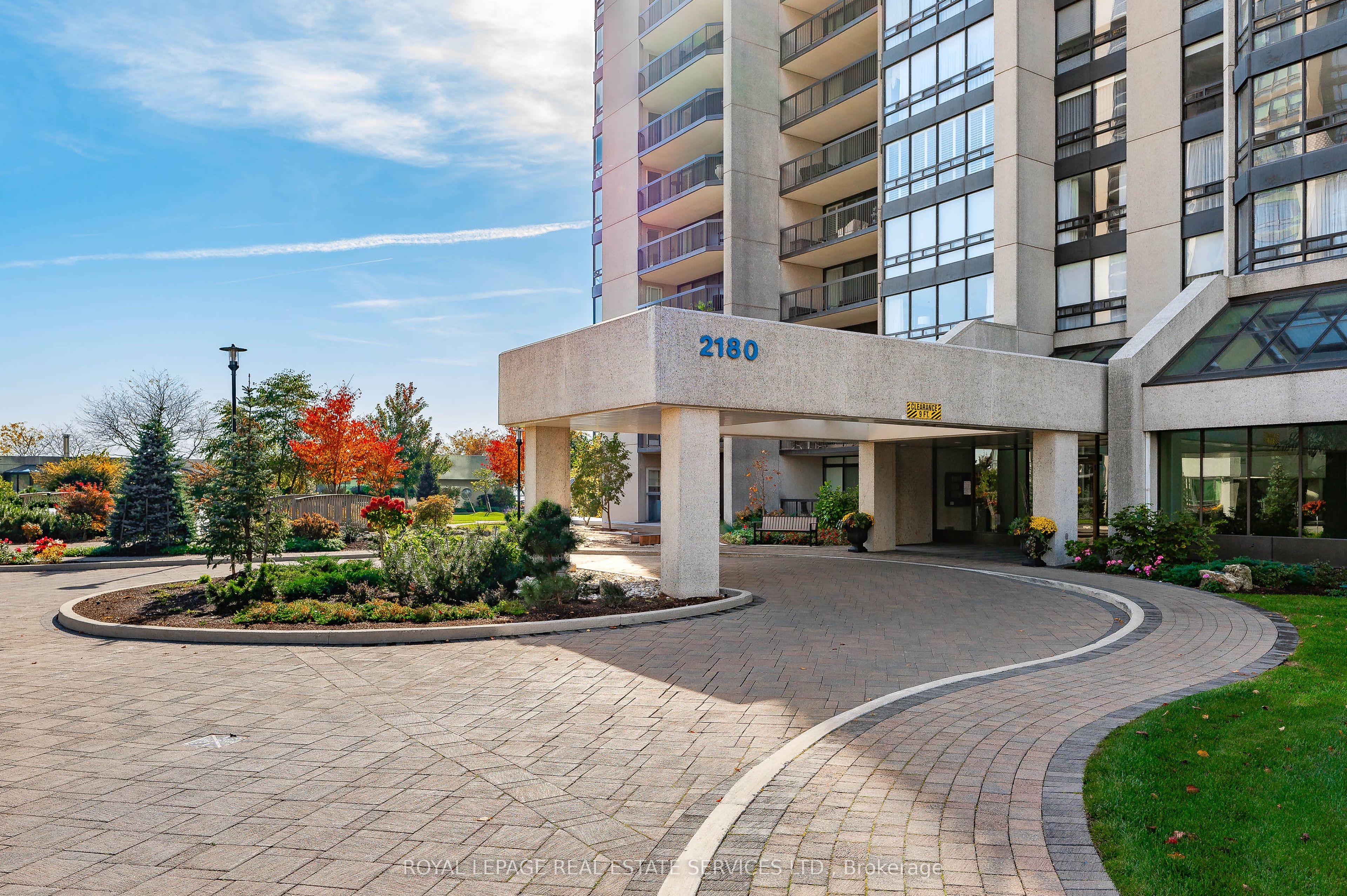 2180 Marine Drive 1601, Oakville, ON L6L 5V2 photo 4