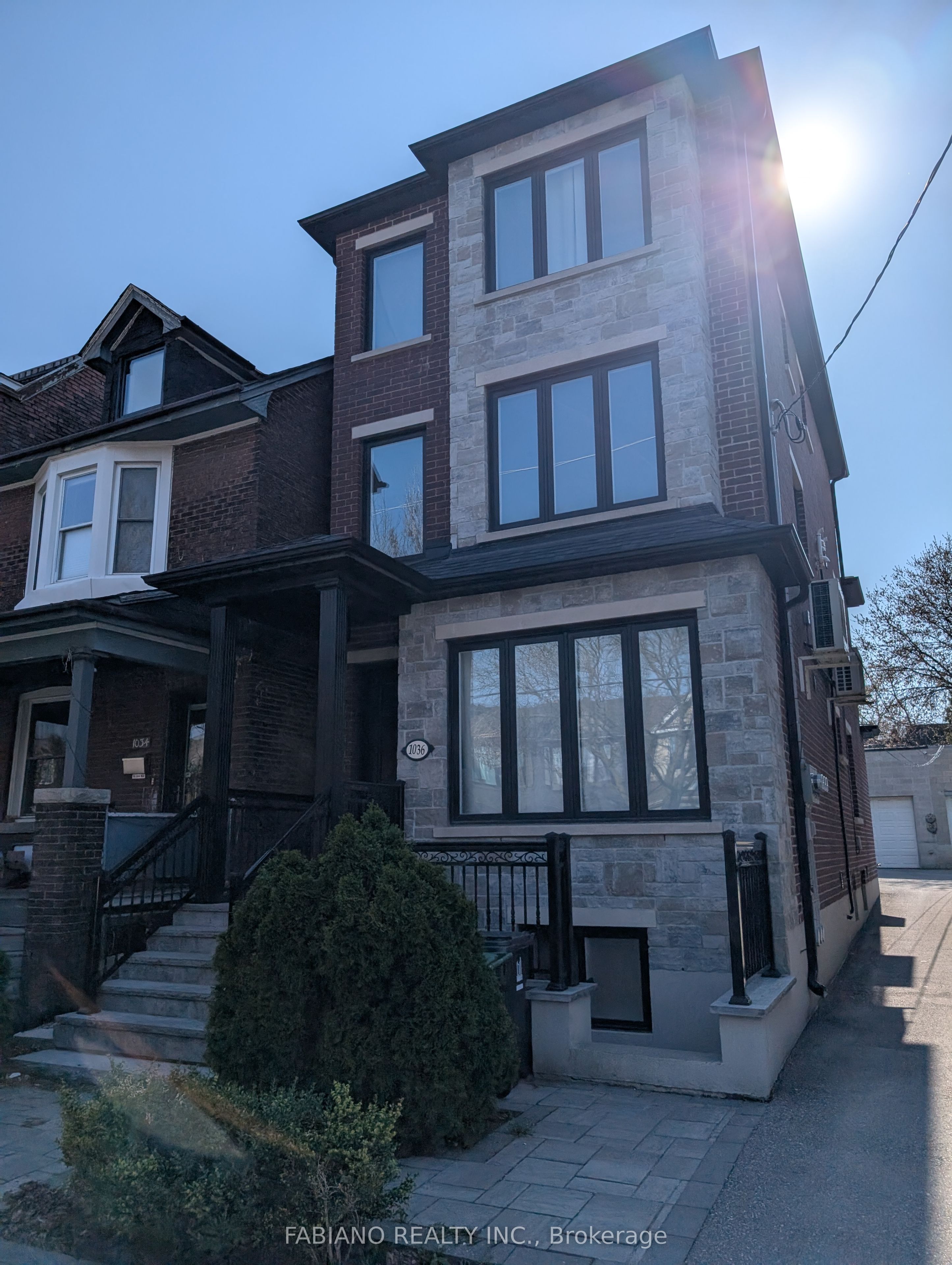 1036 Dovercourt Road Lower, Toronto, ON M6H 2X8